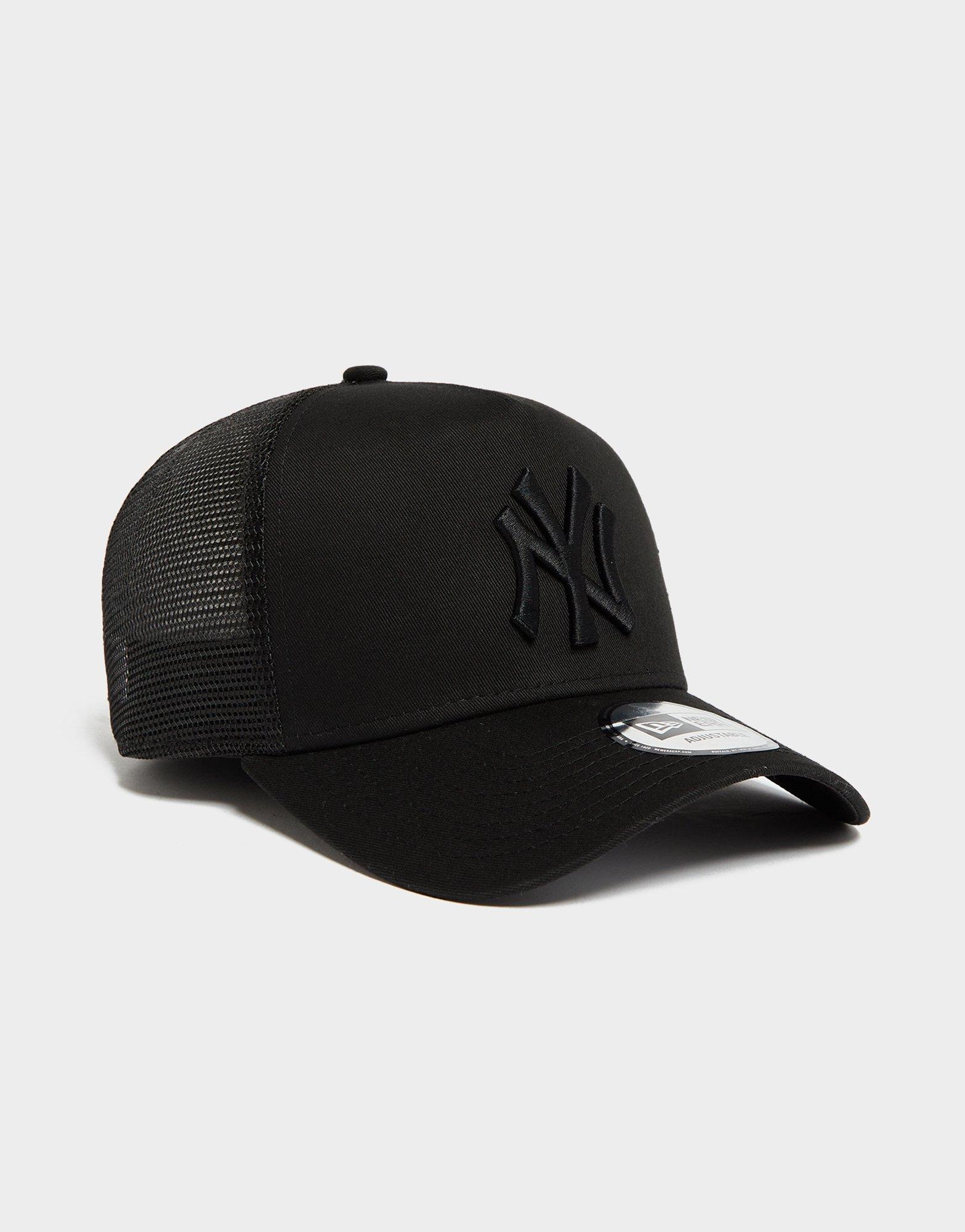 New Era MLB New York Yankees Snapback Trucker Cap