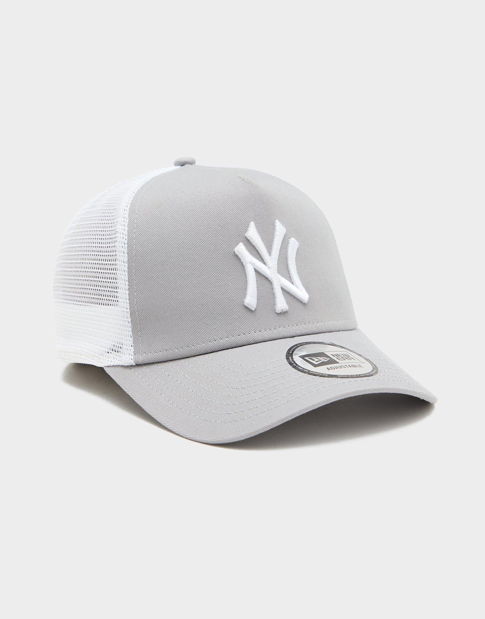 New Era MLB New York Yankees Snapback Trucker Cap
