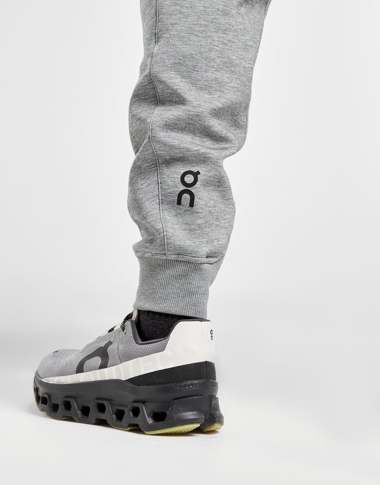 On Running Tech Trainingshose On Running Tech Trainingshose