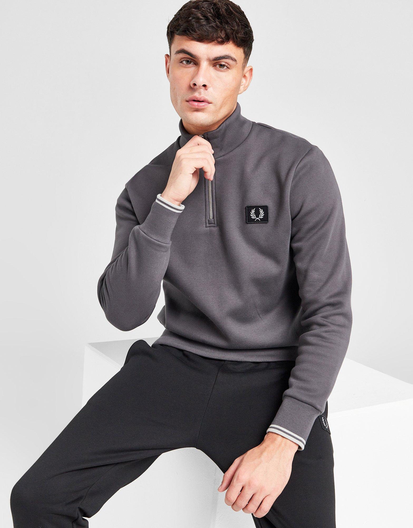 Fred Perry Badge 1/4 Zip Sweatshirt