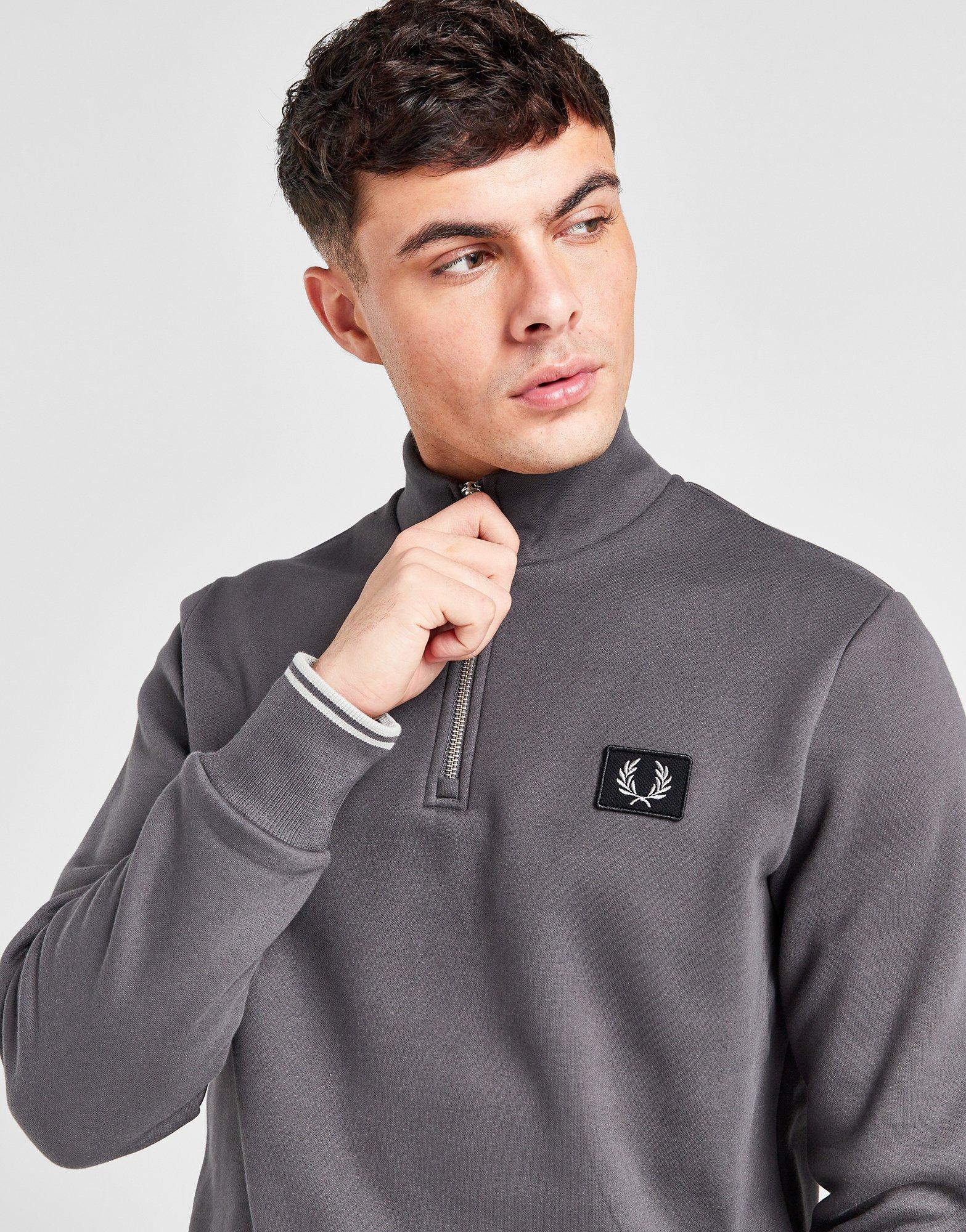Fred Perry Badge 1/4 Zip Sweatshirt