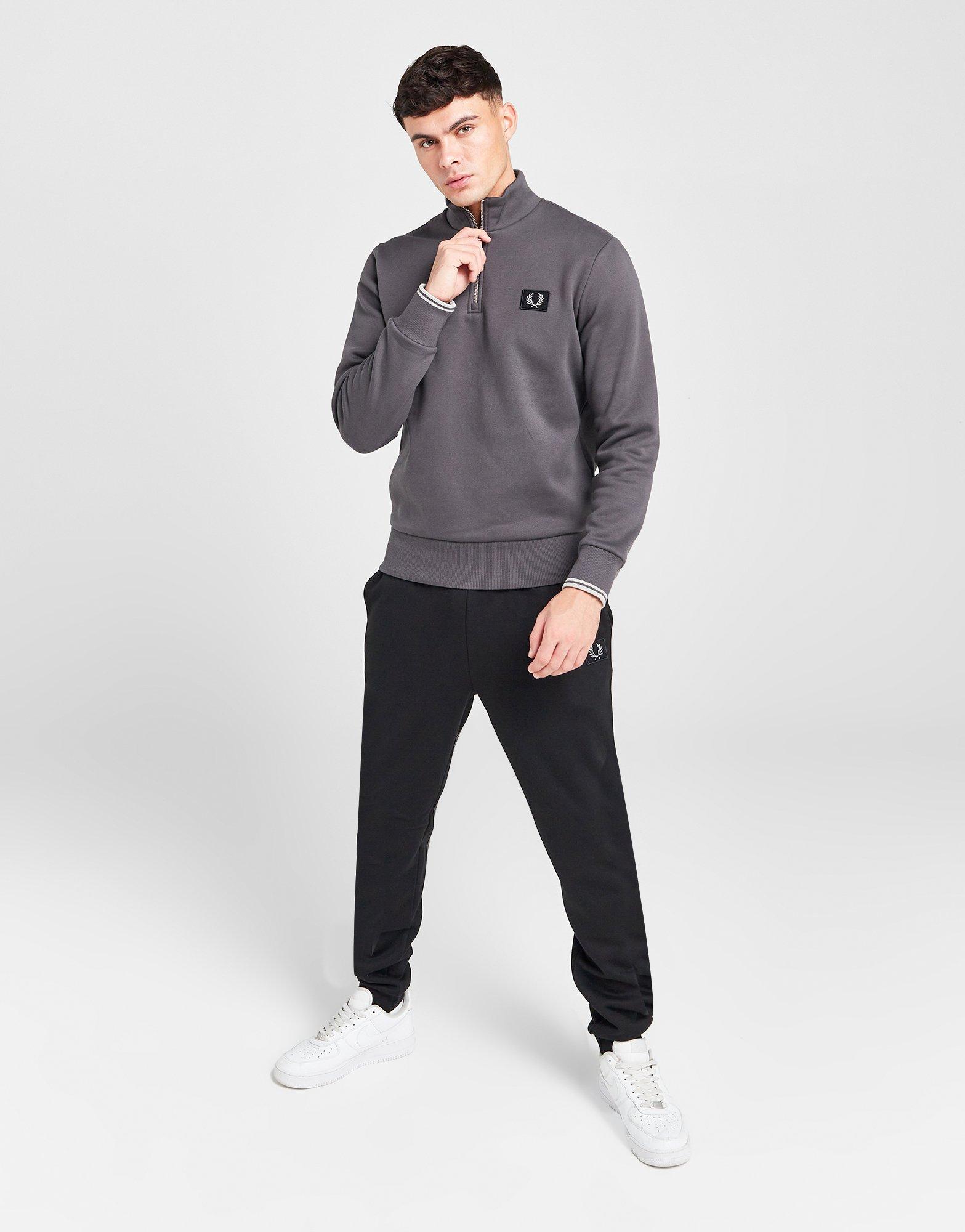 Fred Perry Badge 1/4 Zip Sweatshirt