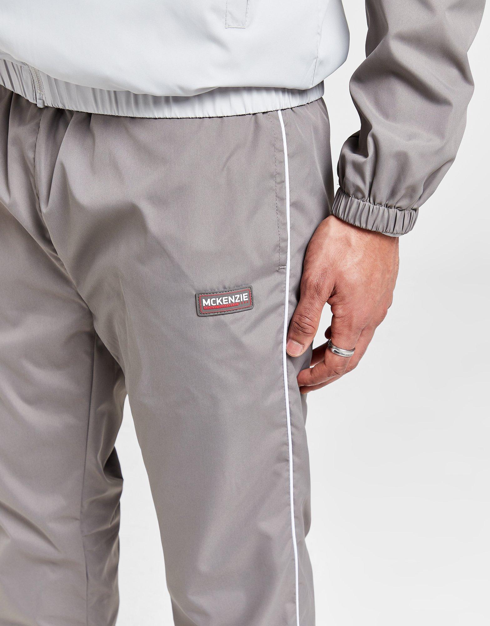 McKenzie Tampa Woven Trainingsanzug mit durchgehendem Reißverschluss McKenzie Tampa Woven Trainingsanzug mit durchgehendem Reißverschluss