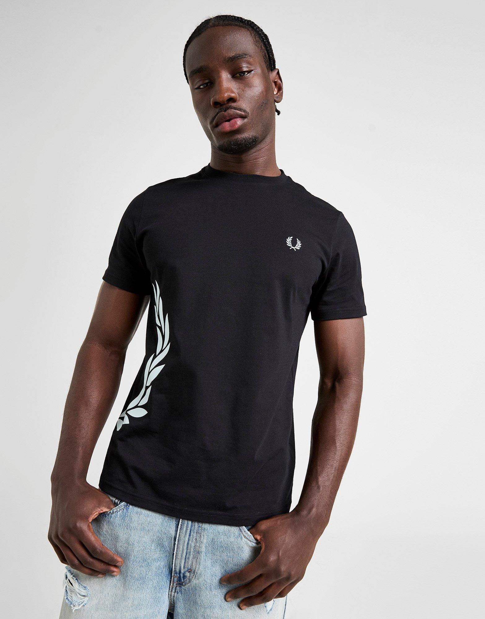 Fred Perry Oversized Laurel Wreath T-Shirt