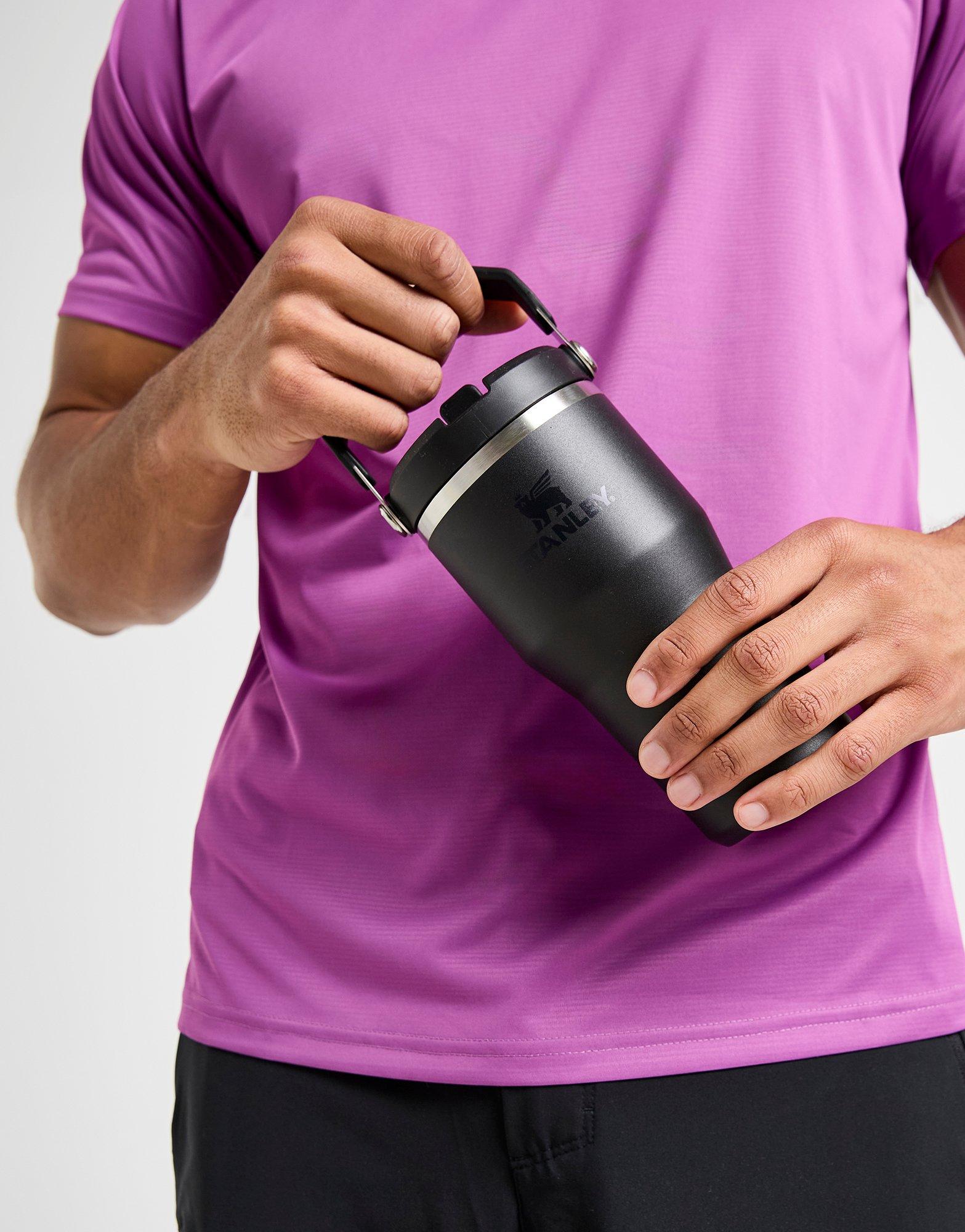 Stanley IceFlow Flip Straw Tumbler 0.6L Stanley IceFlow Flip Straw Tumbler 0.6L