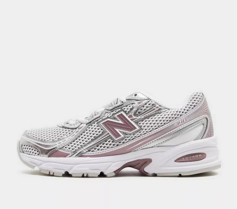 New Balance 740