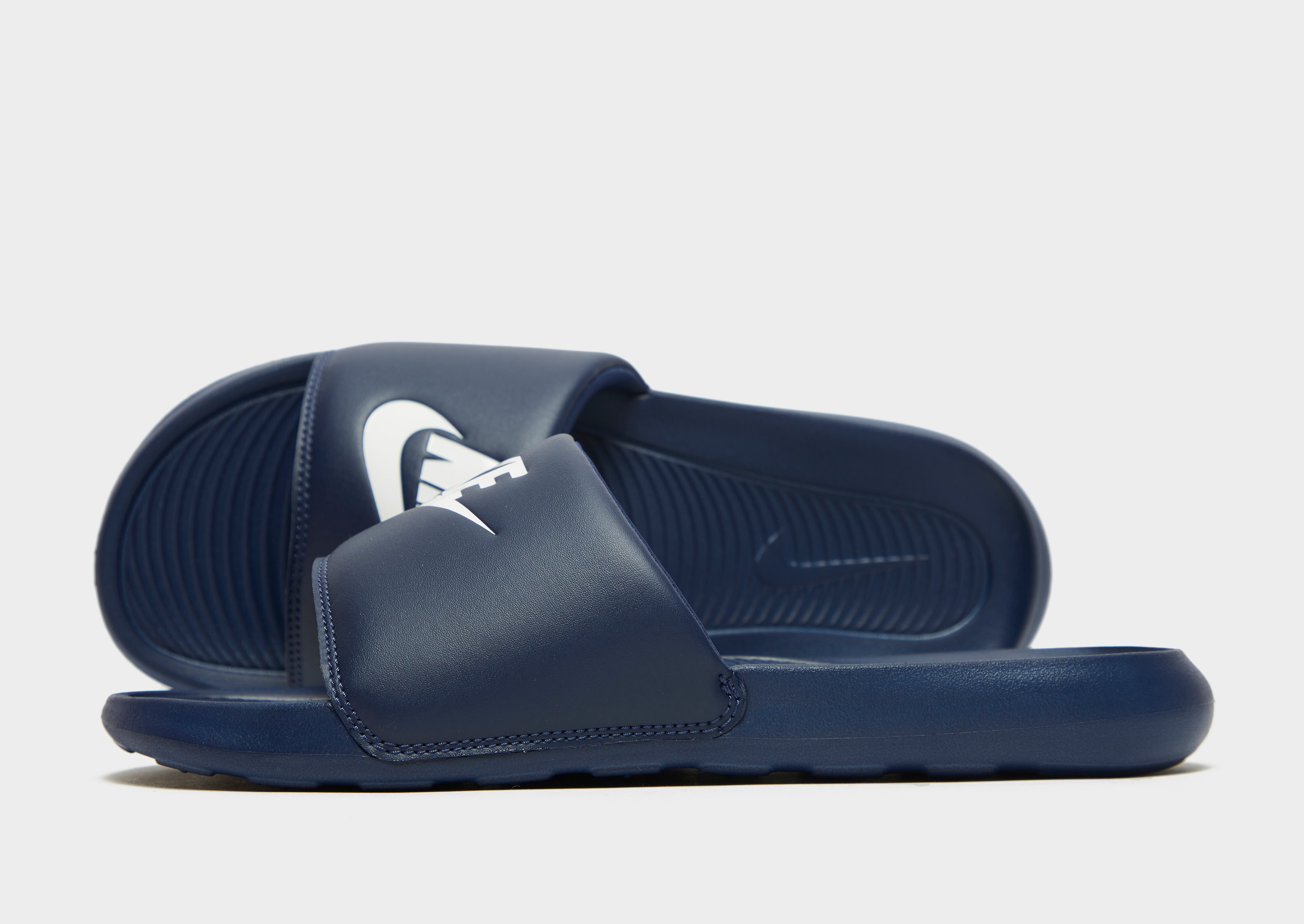 Nike Victori Slides Herren