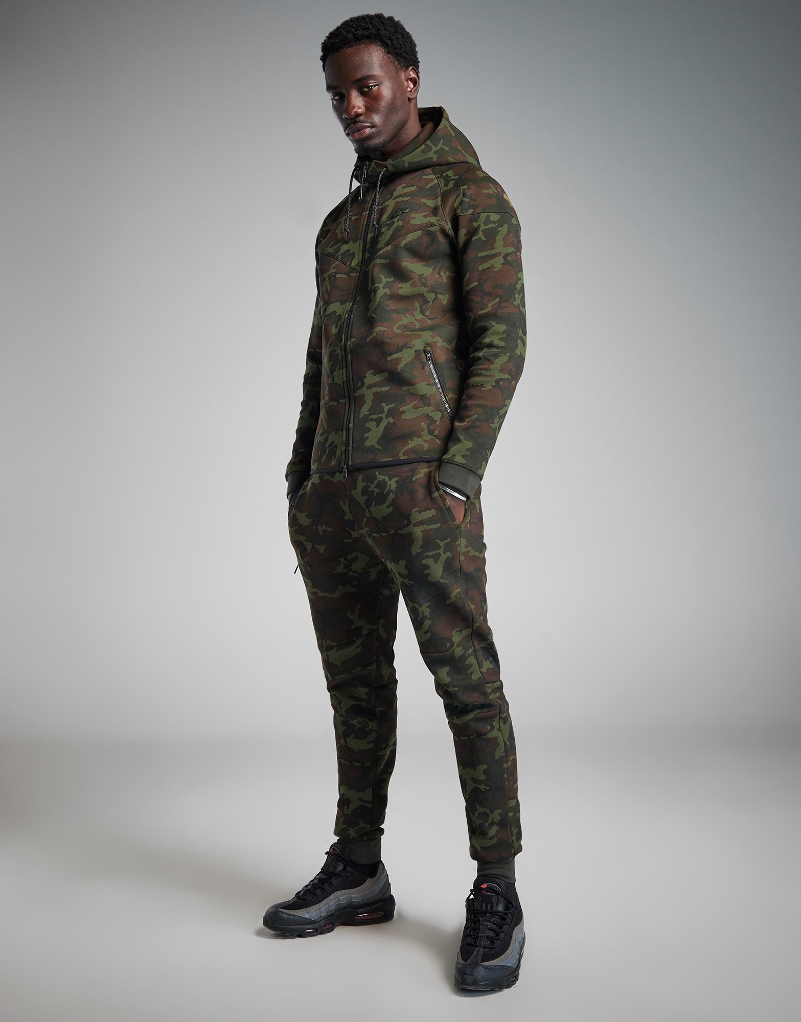 Nike Tech Fleece Joggers