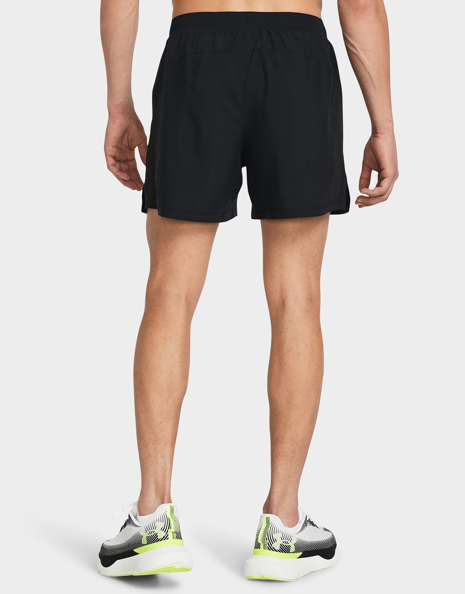 Under Armour Launch Shorts (13 cm)