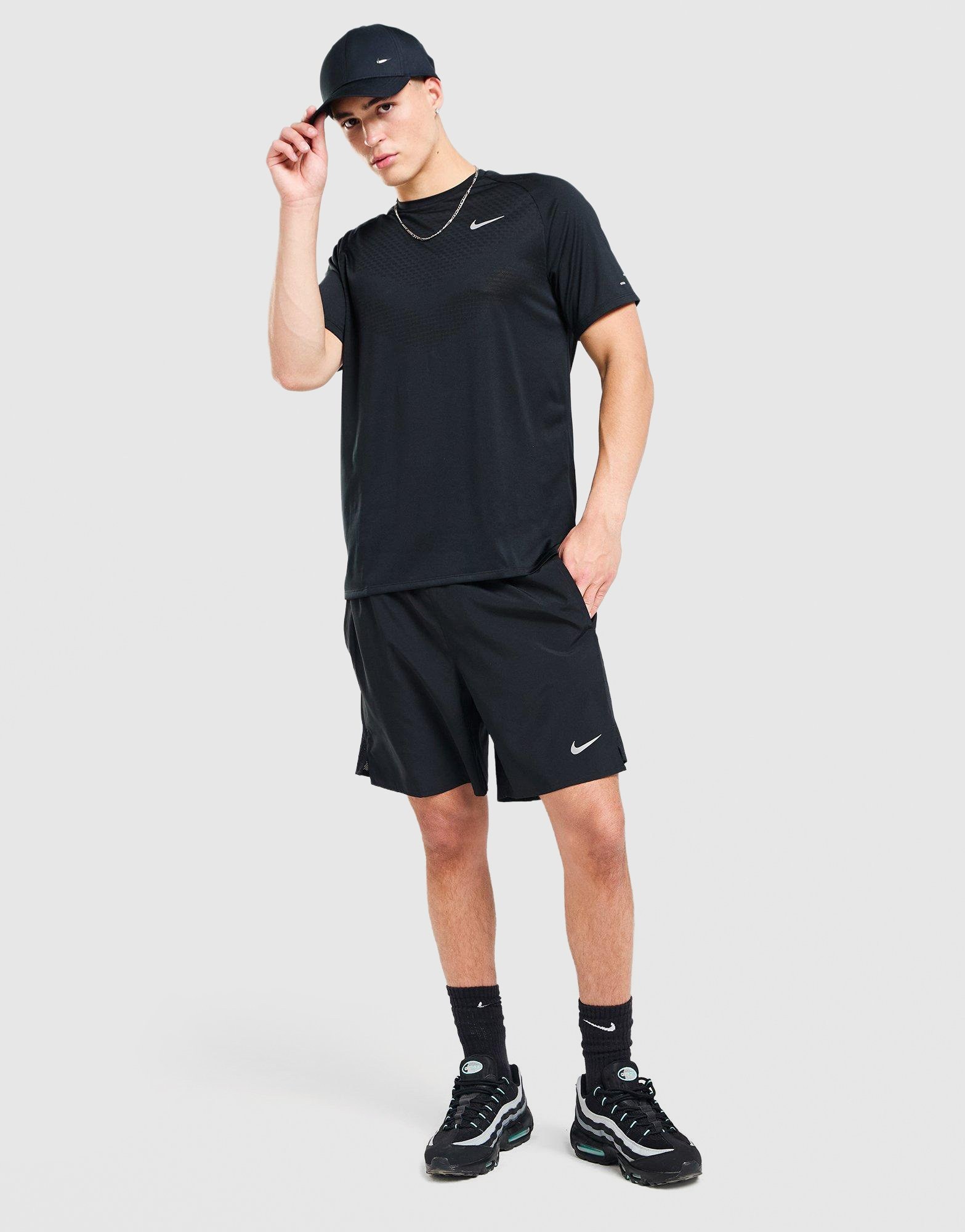 Nike Challenger 7" Shorts