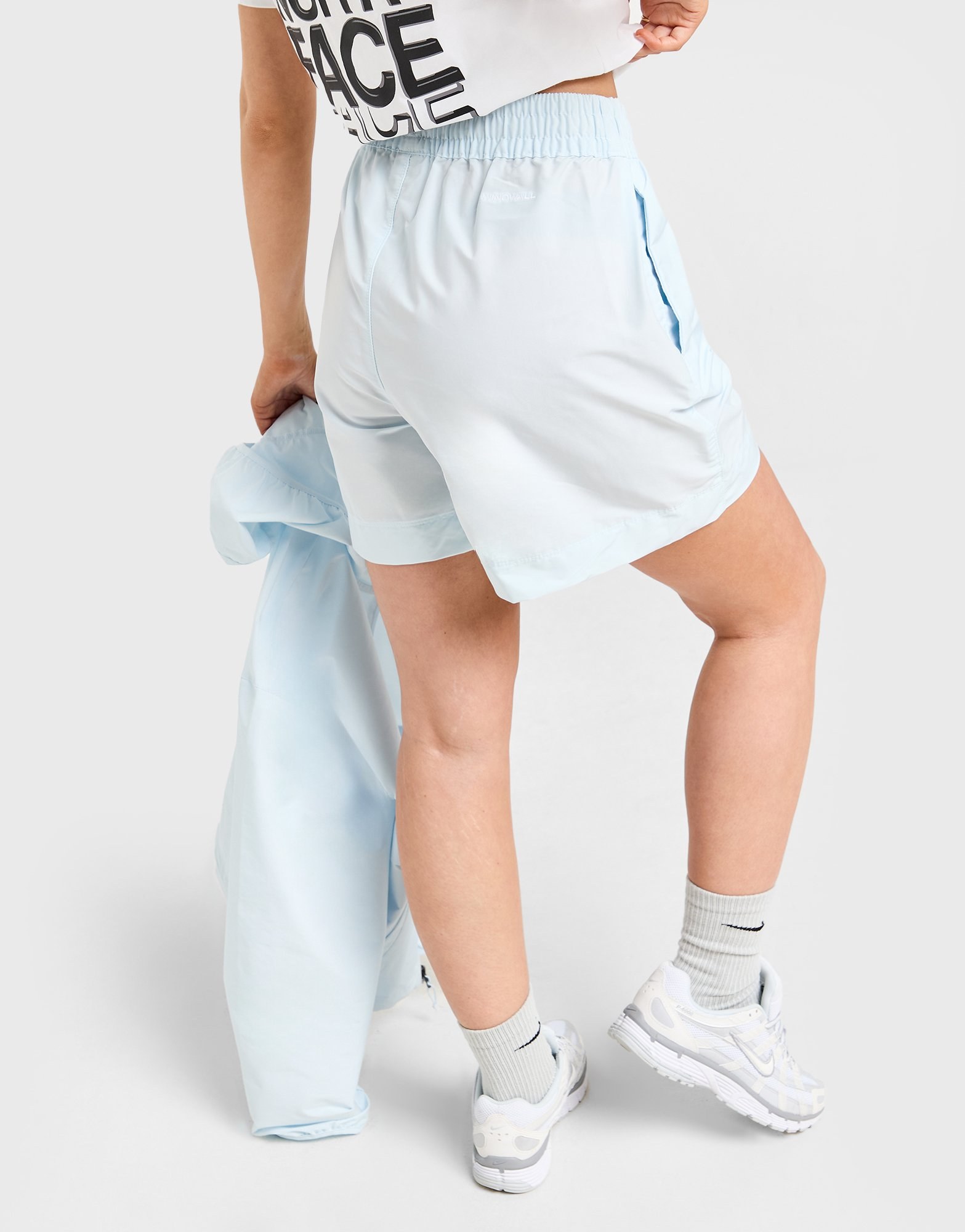 The North Face Easy Woven Shorts