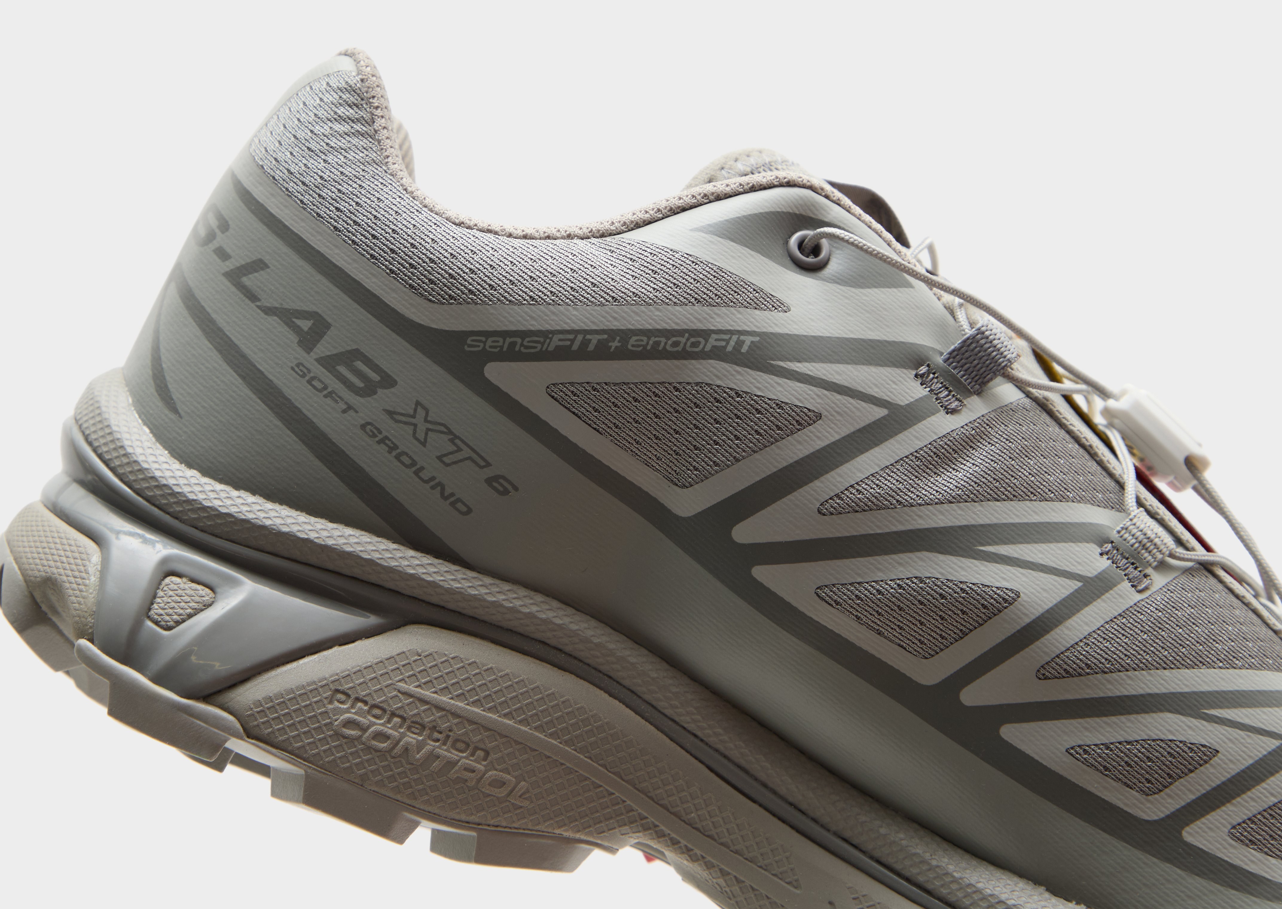 Salomon XT-6