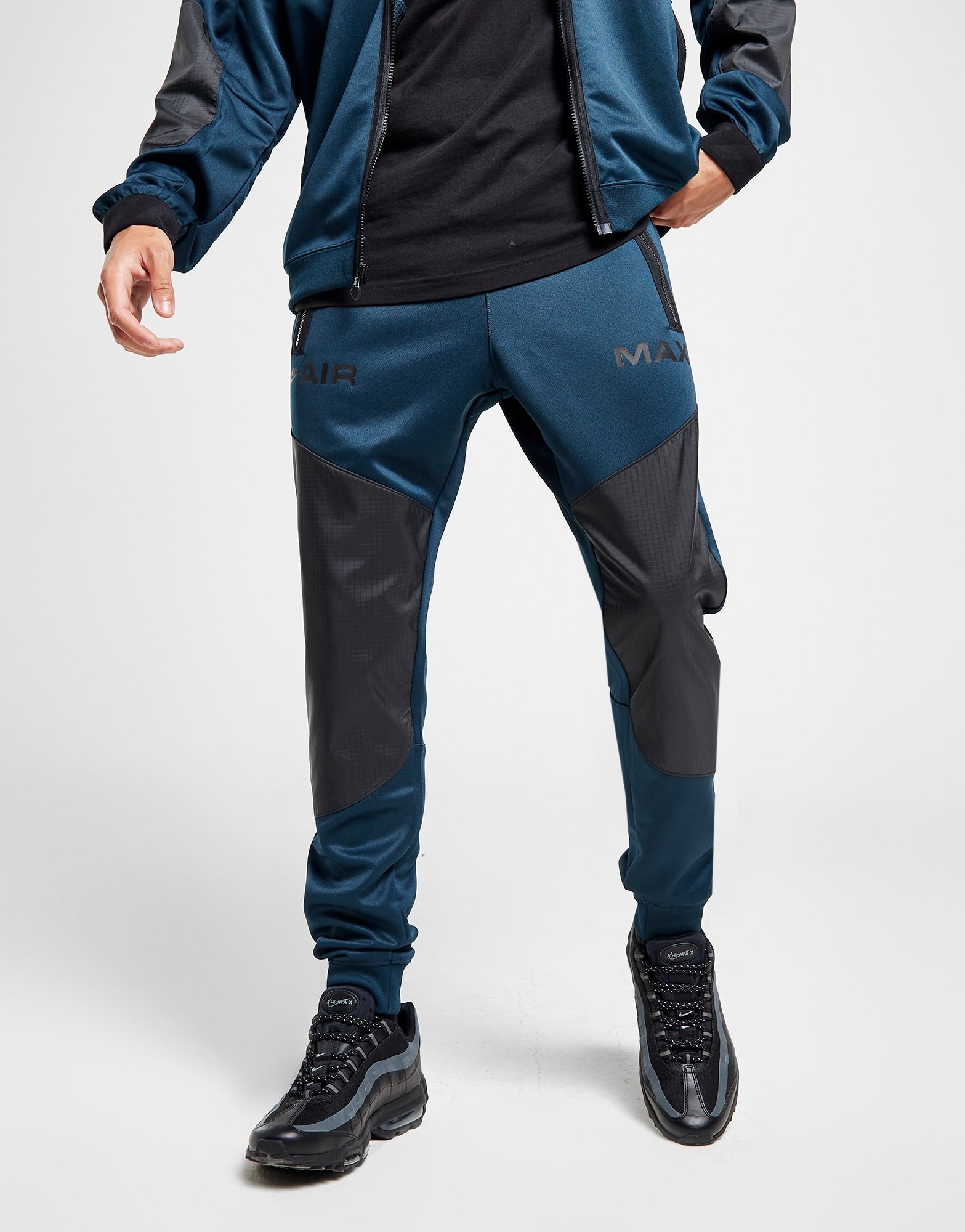 Nike Air Max Sportswear Trainingshose