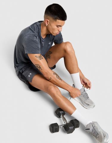 Under Armour Launch Heather 7" Shorts