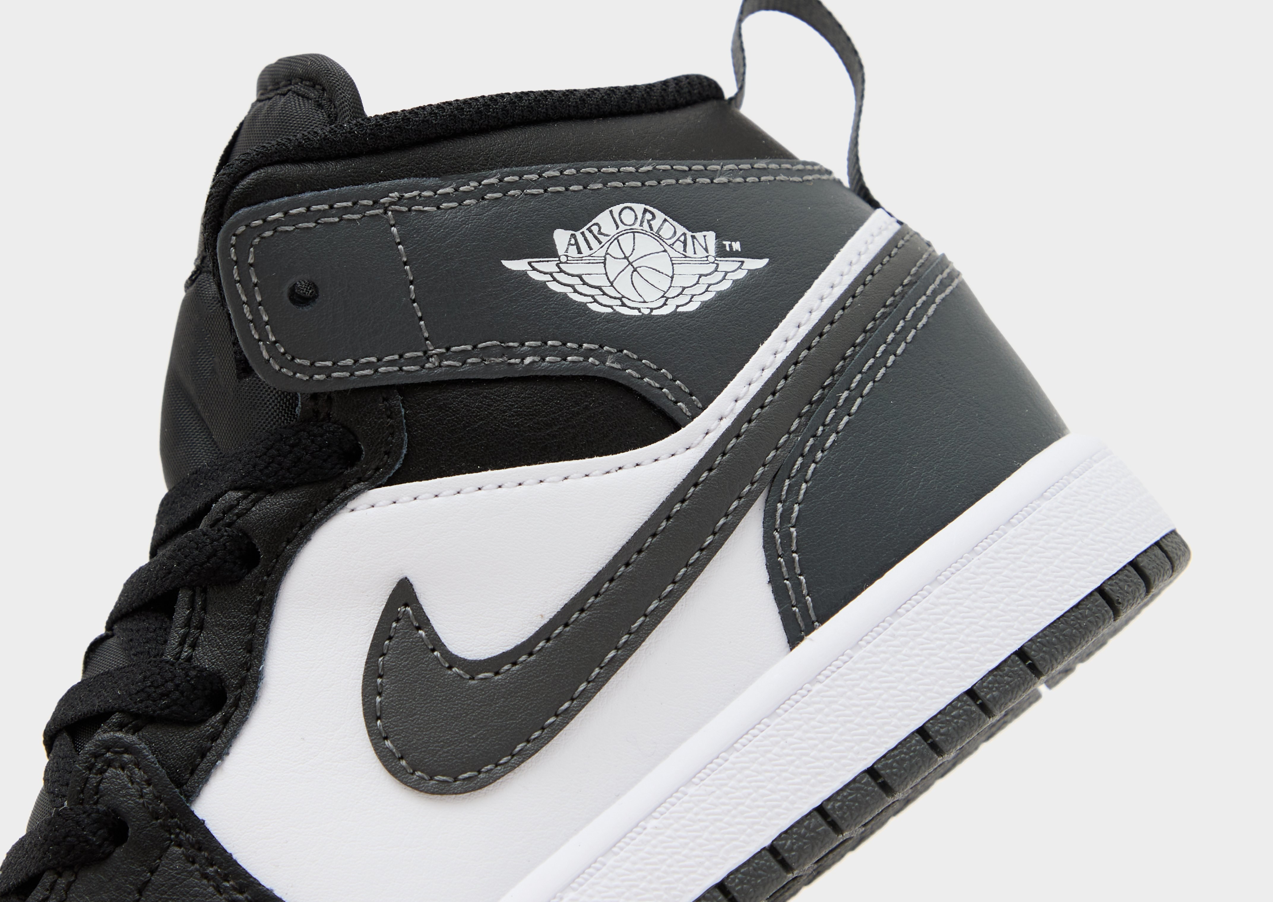 Jordan Air 1 Mid Children