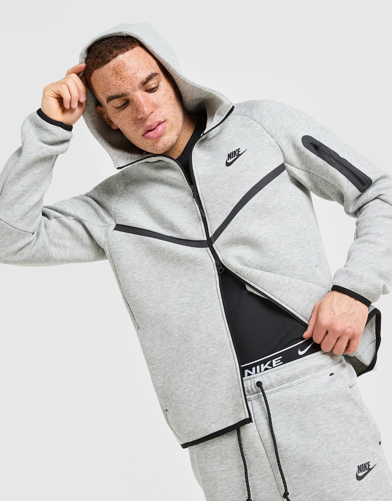 Nike Tech Fleece Full Zip Hoodie