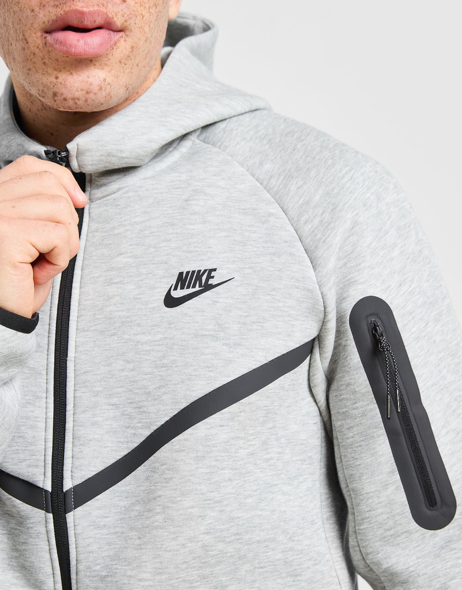 Nike Tech Fleece Full Zip Hoodie