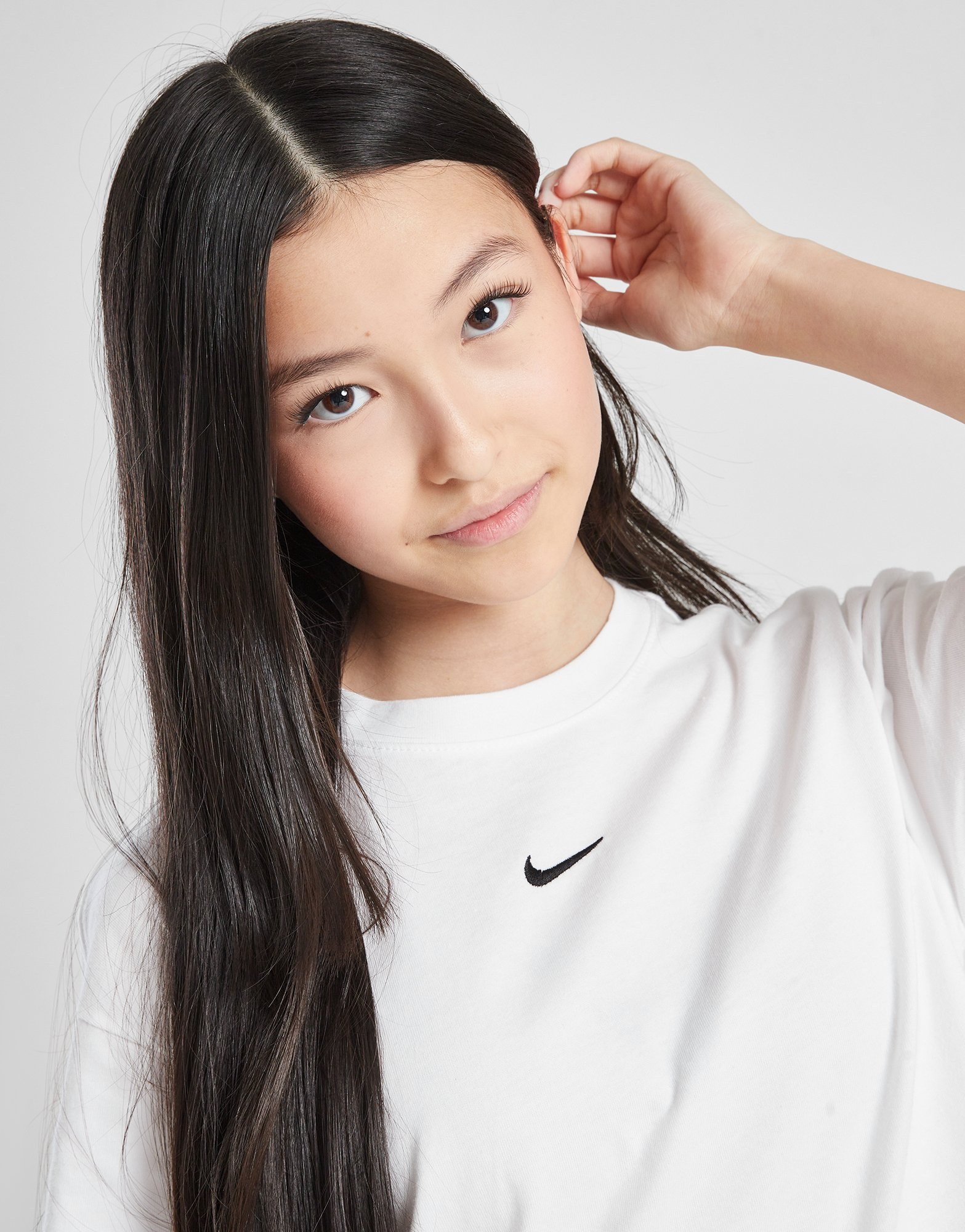 Nike Girls' Boxy Essential T-Shirt Kinder