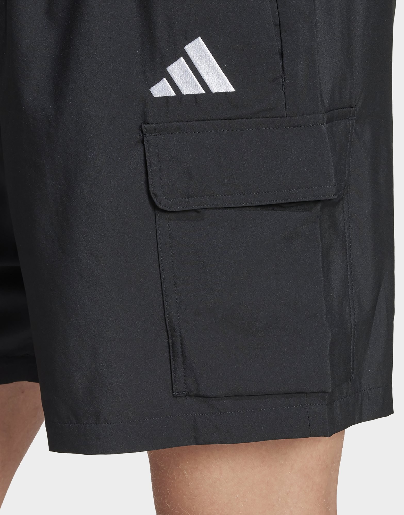 adidas Essentials Small Logo Cargo Chelsea Shorts