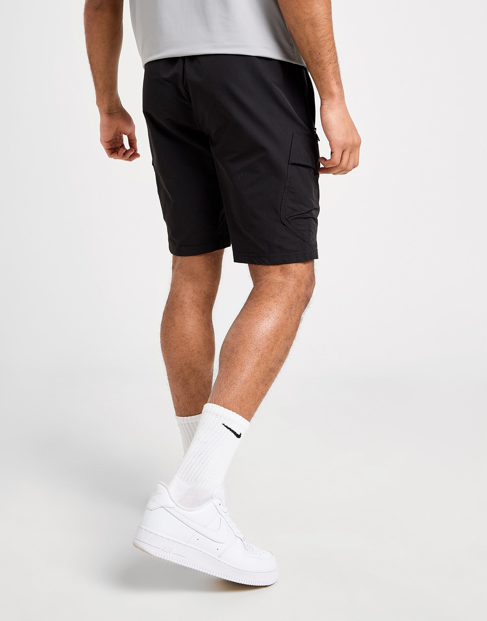 EA7 Emporio Armani Woven Tech Cargoshorts