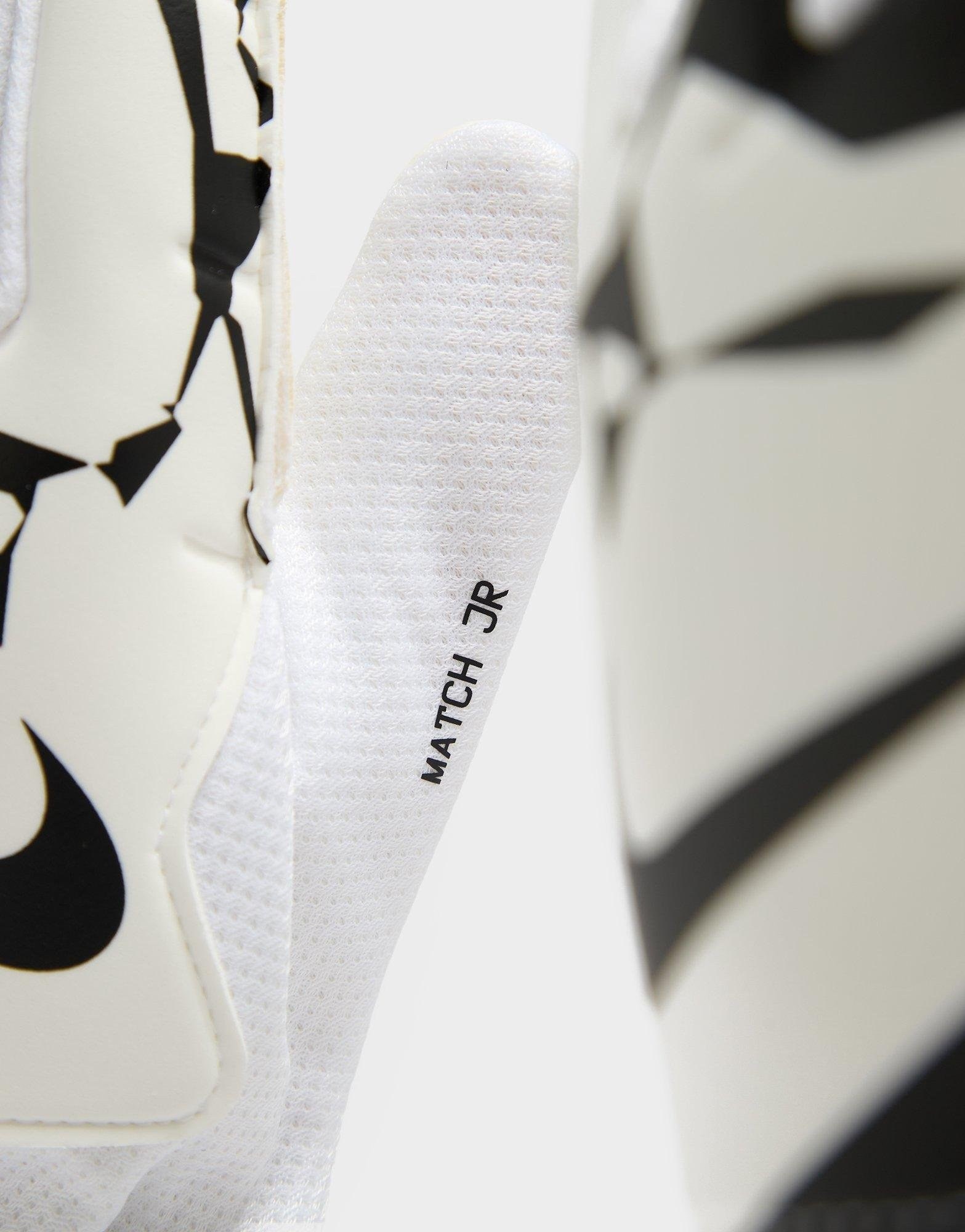 Nike Match Goalkeeper Gloves
