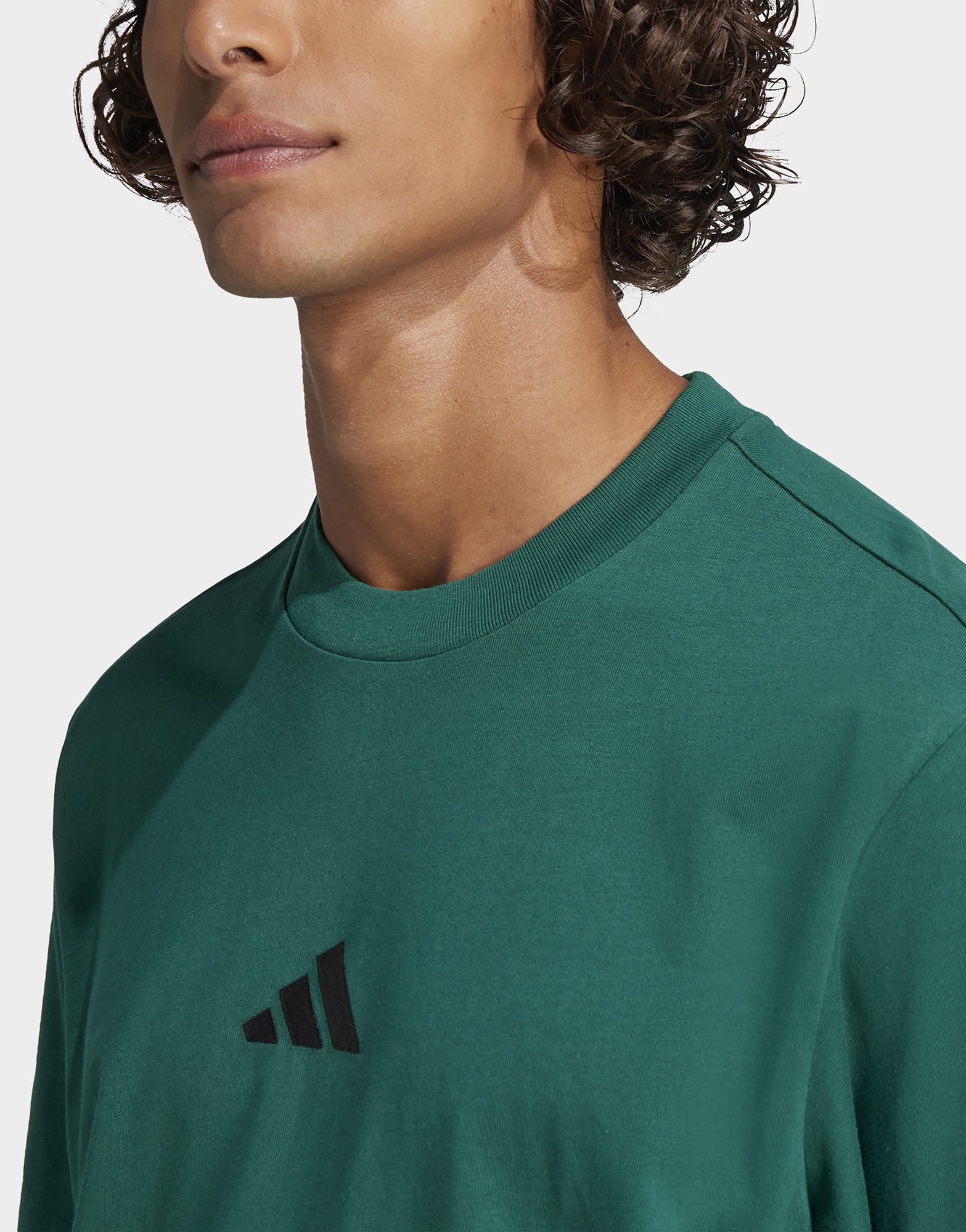 adidas Essentials Small Logo Single Jersey T-shirt