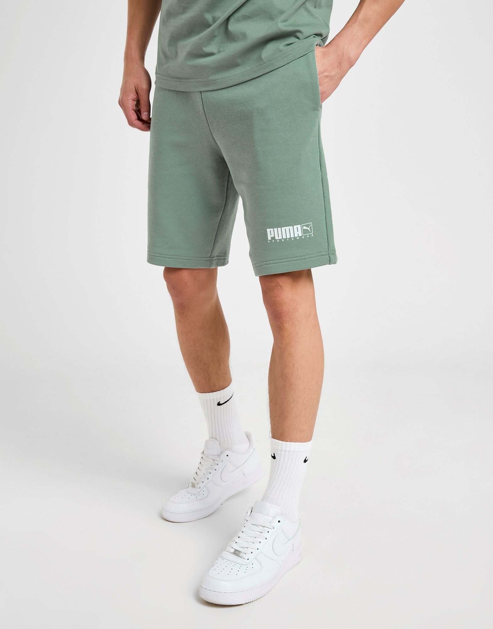 PUMA Sportswear Shorts