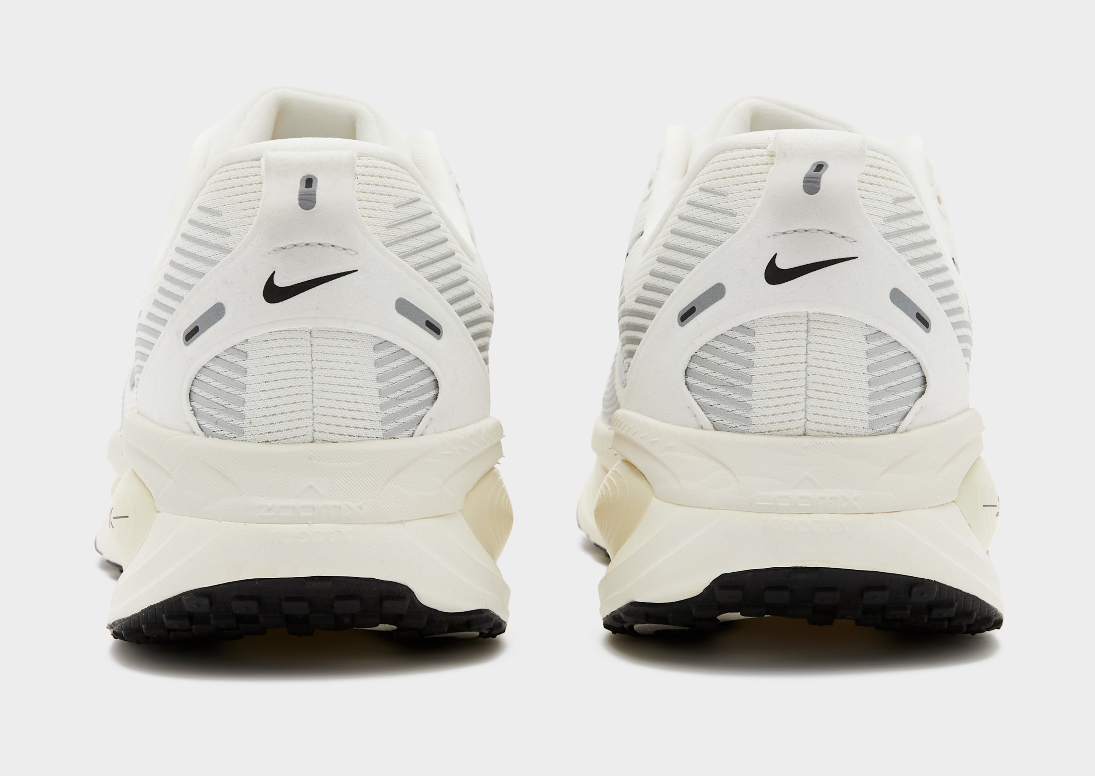 Nike Vomero 18