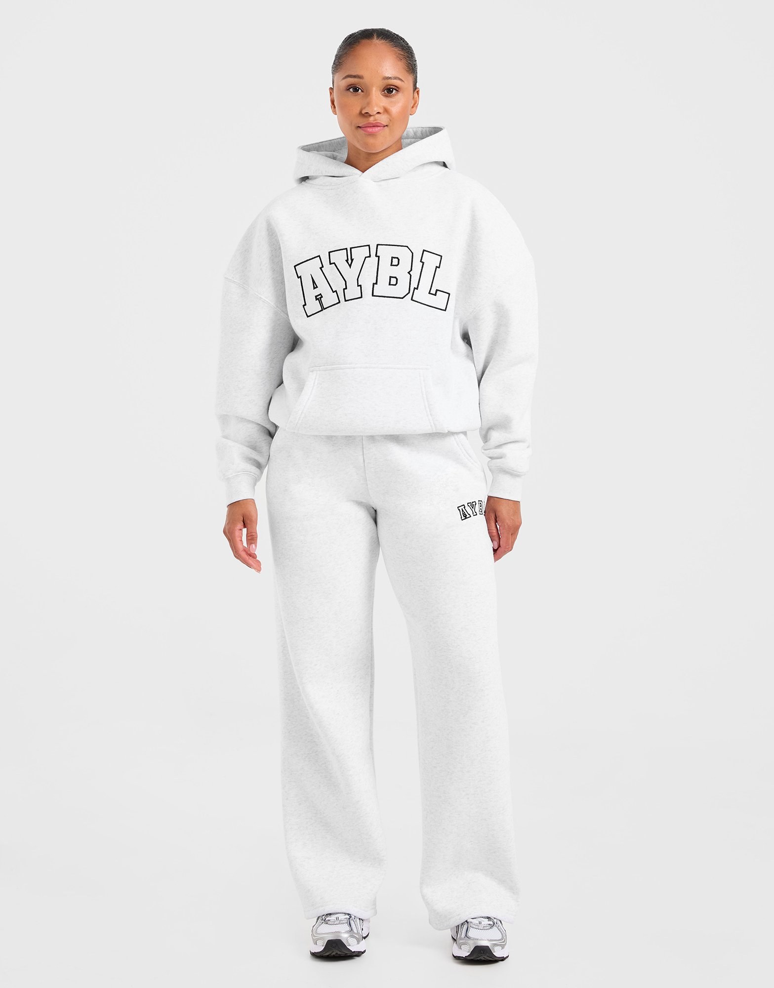 AYBL Varsity 2.0 Wide Leg Jogginghose
