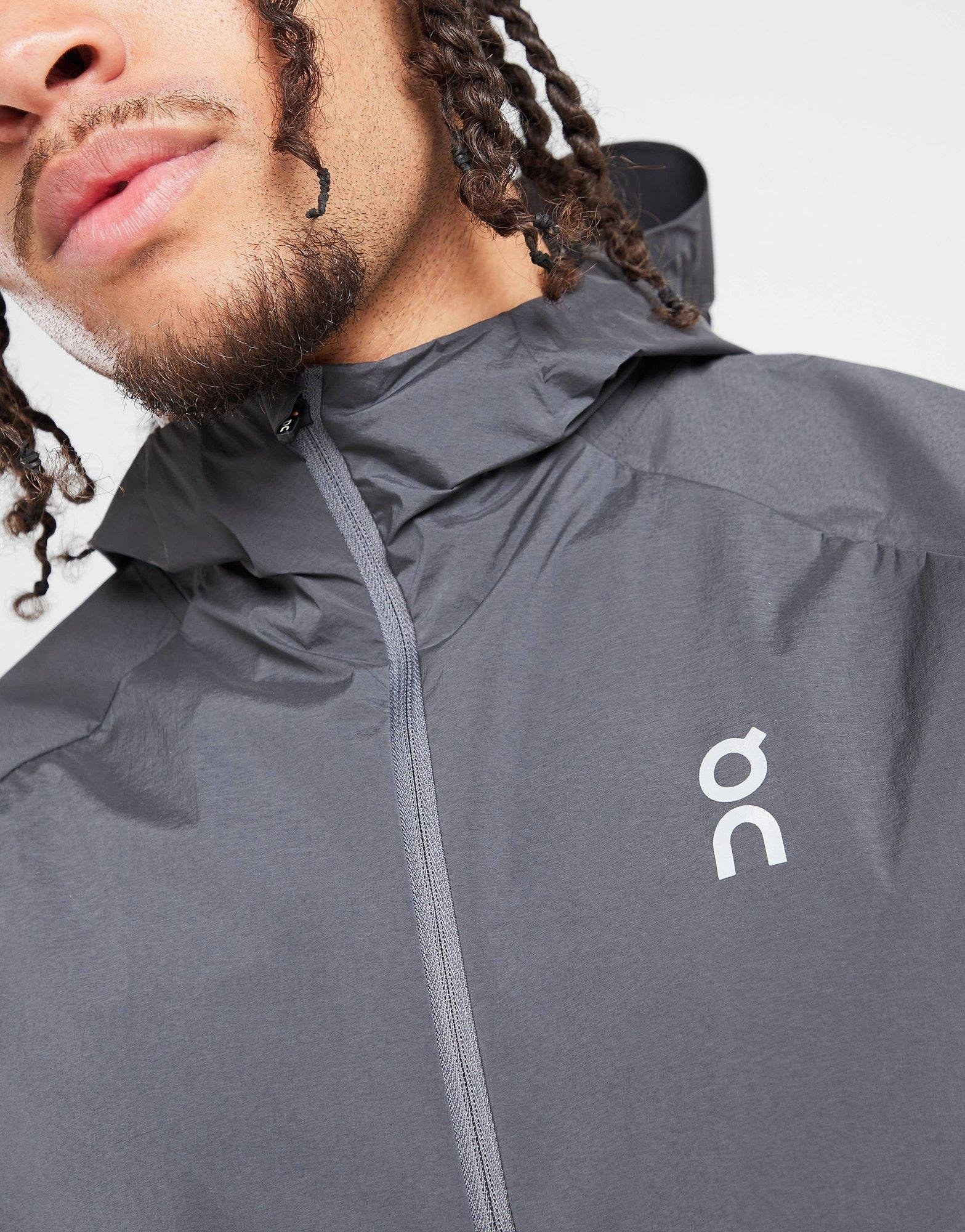 On Running Core Hooded Jacke