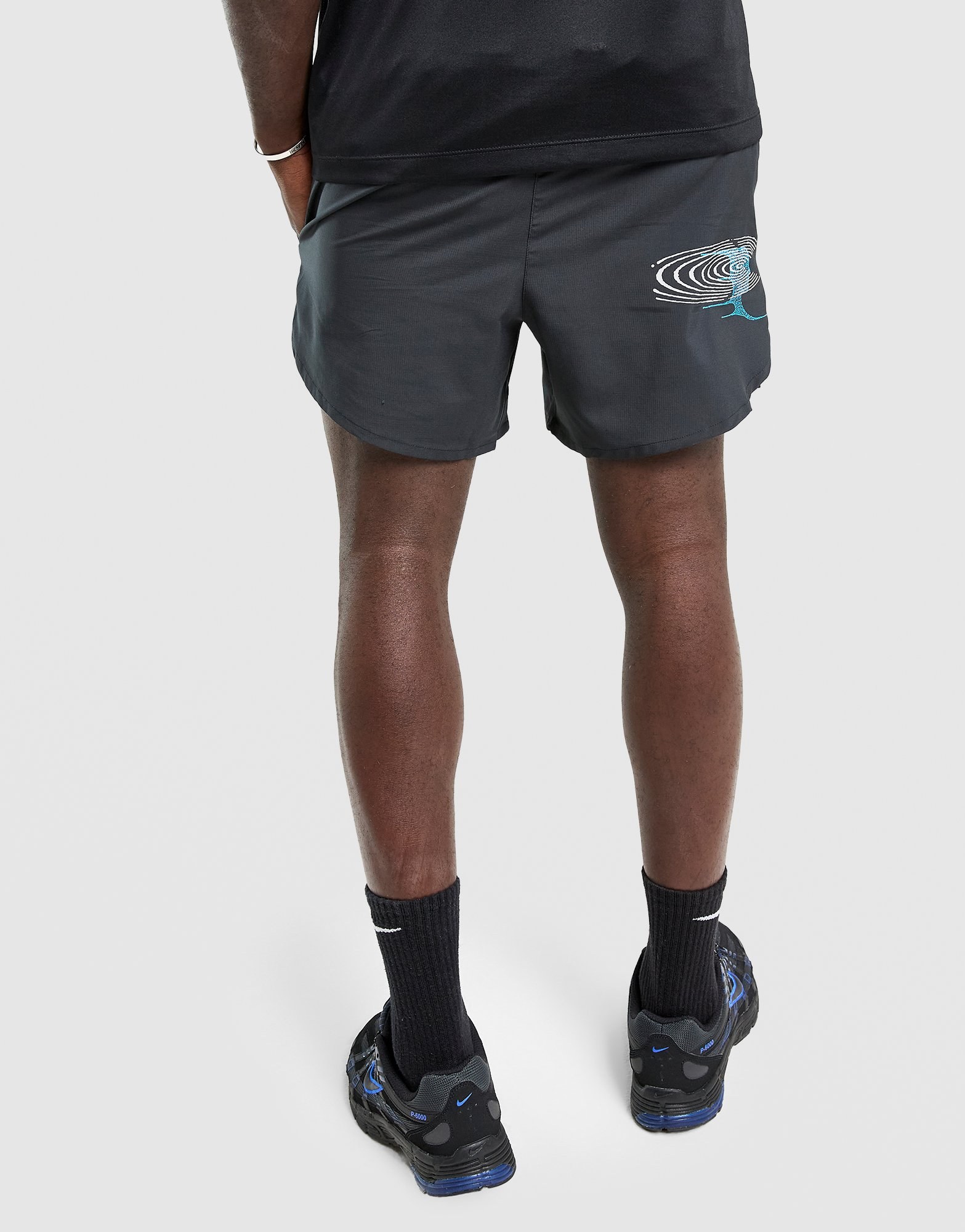 Nike Stride Graphic Shorts