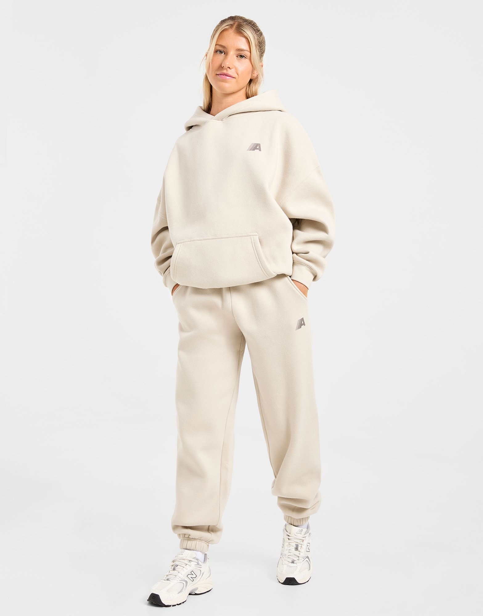 AYBL Retro Athletics Cuffed Jogginghose Damen
