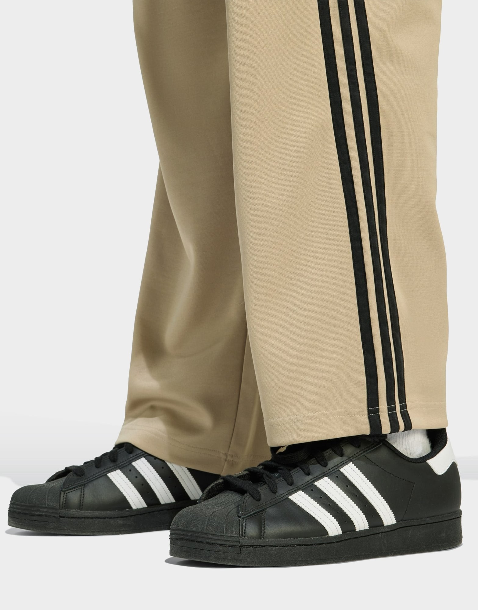 adidas Adicolor Loose Trackpants