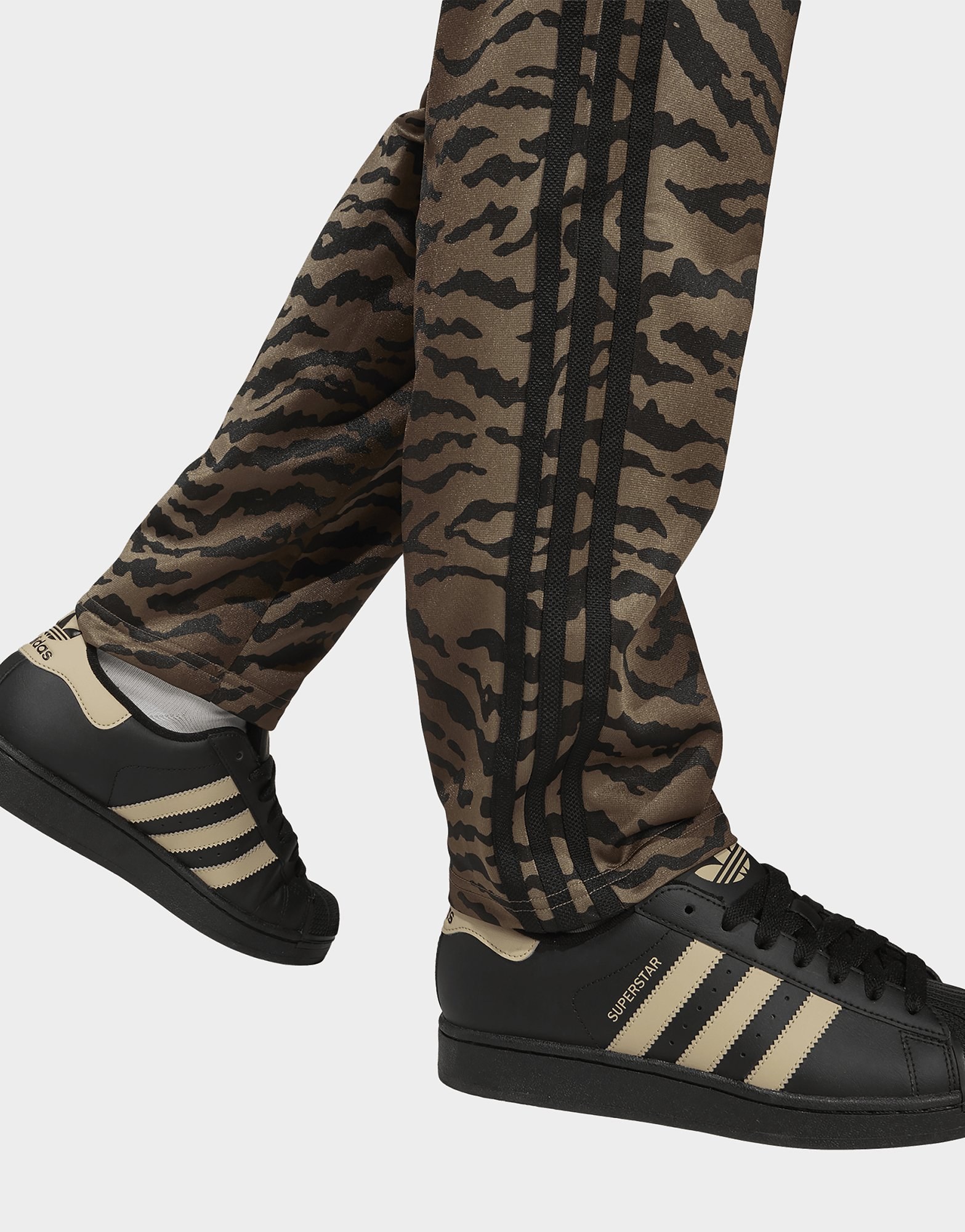 adidas FIREBIRD AOP TRAININGSHOSE