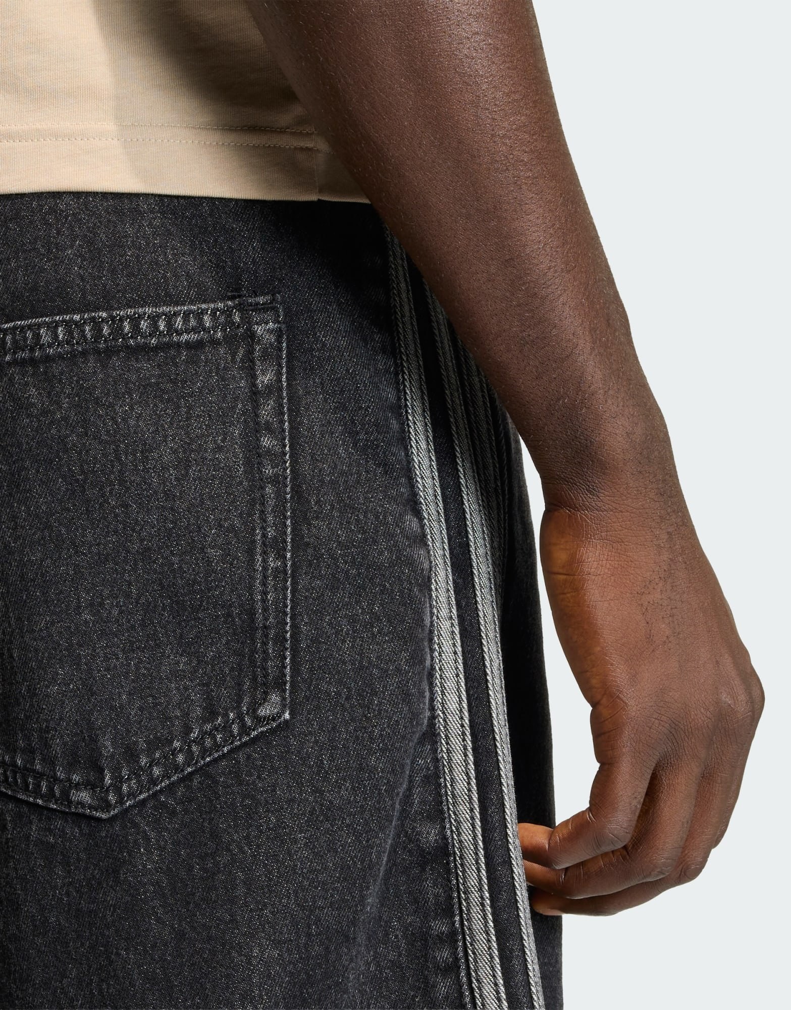 adidas Originals FIREBIRD ADICOLOR DENIM SHORTS