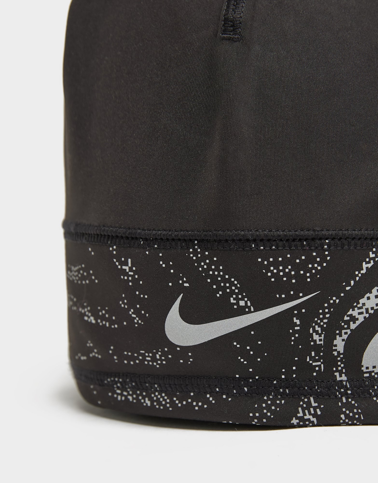 Nike Terra Reflective Beanie Mütze