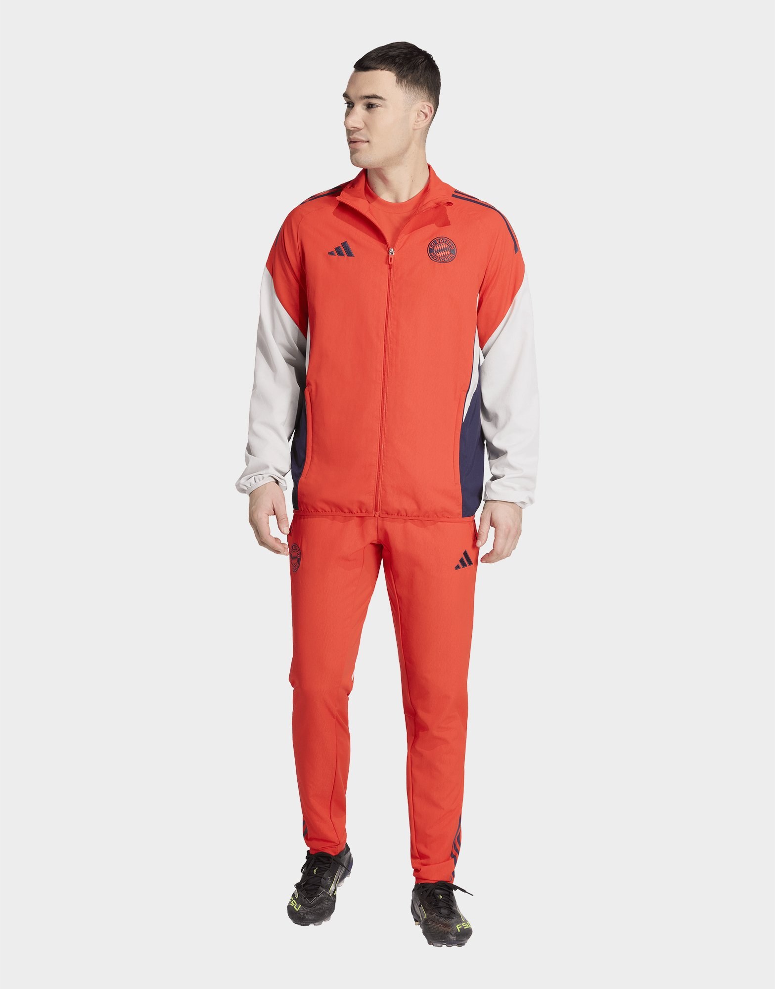adidas FC Bayern Tiro 25 Präsentationsjacke