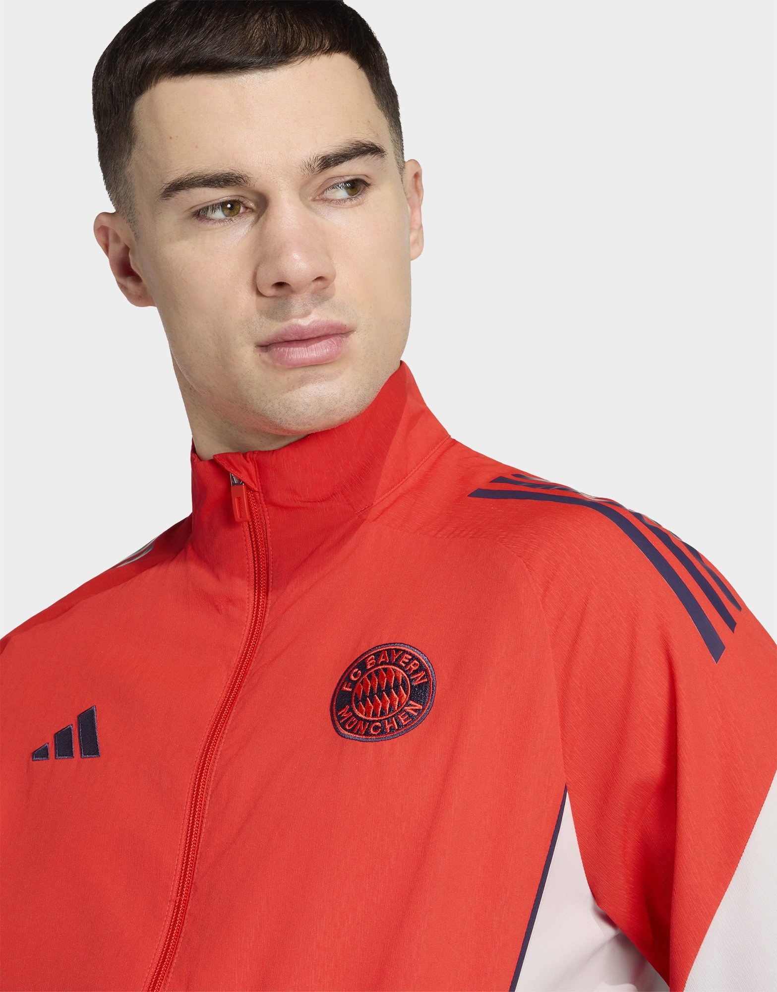adidas FC Bayern Tiro 25 Präsentationsjacke