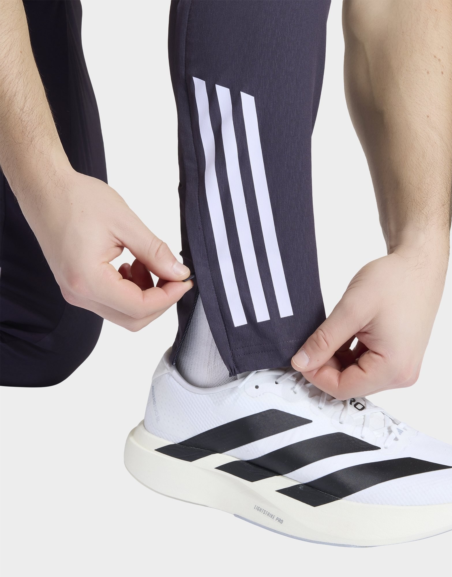 adidas Manchester United Tiro 25 Competition Präsentationshose