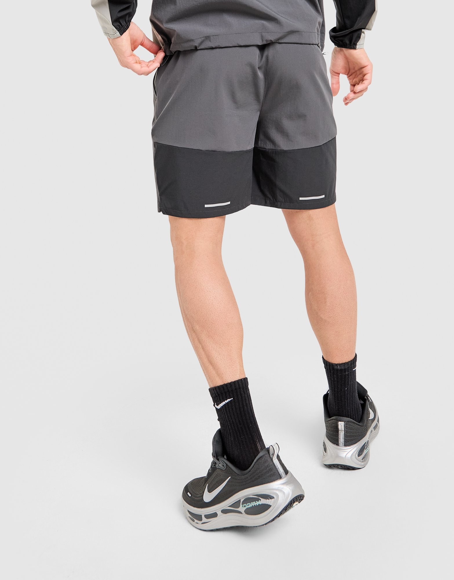 Reprimo Flight Shorts