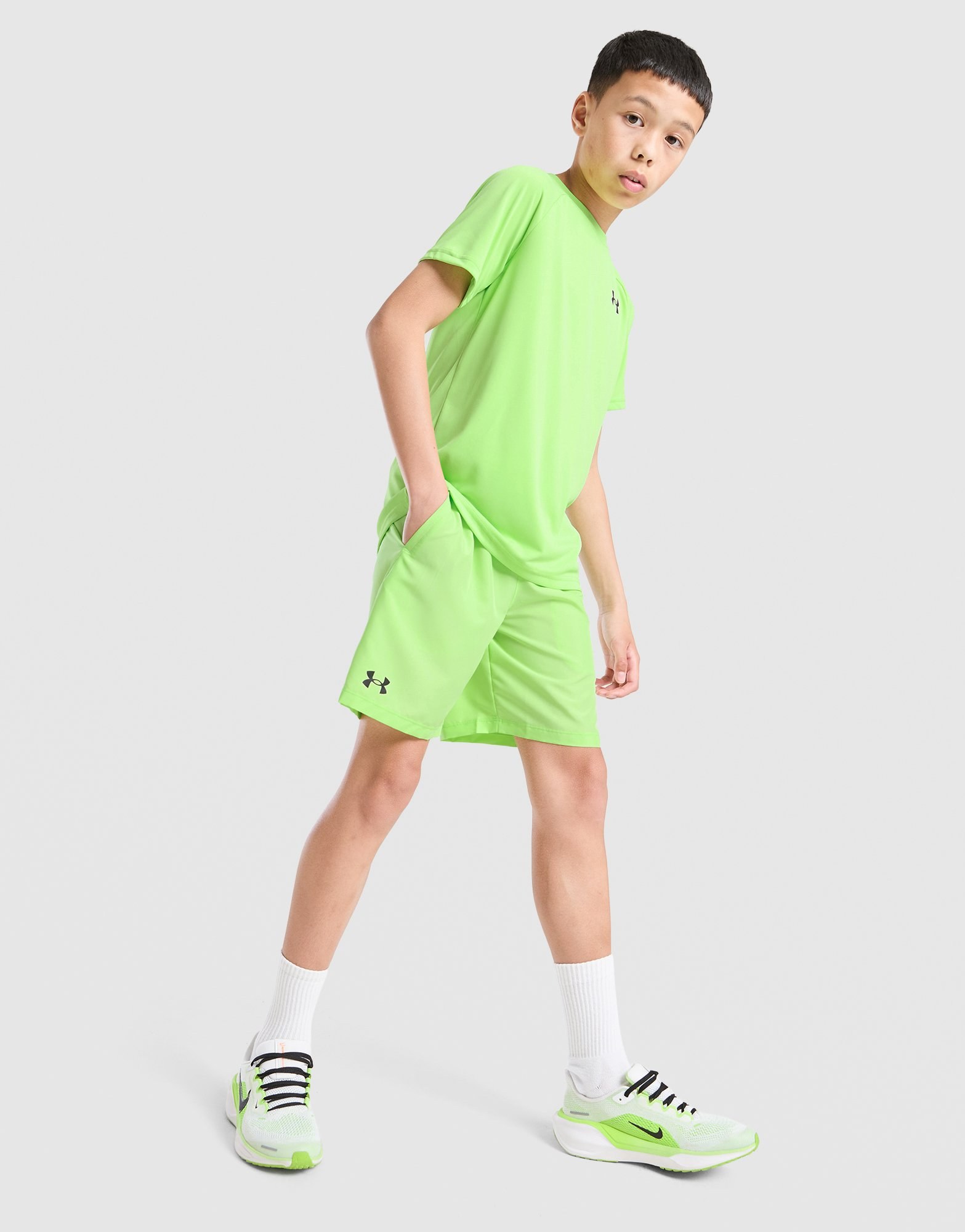 Under Armour Woven Shorts für Jungen
