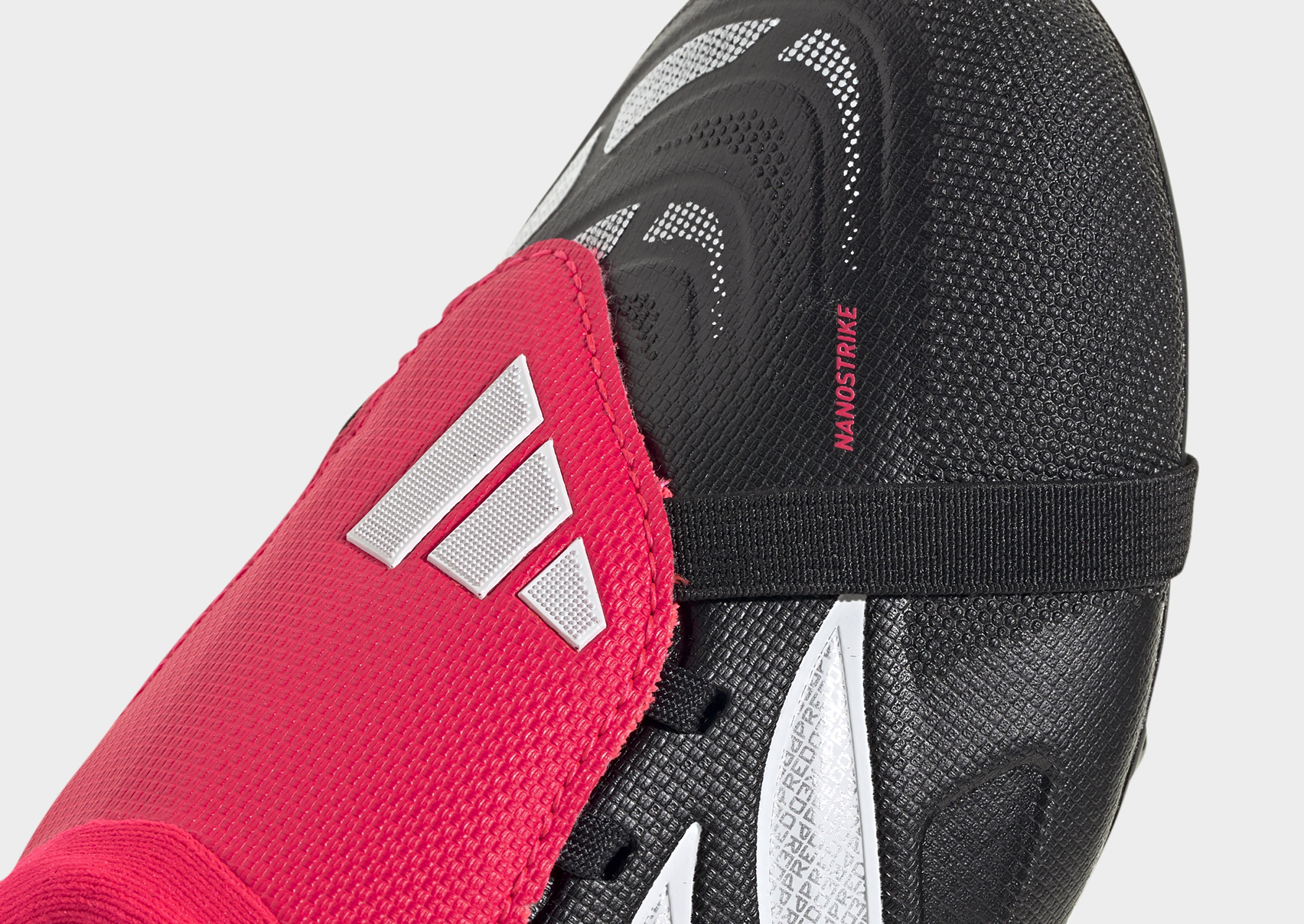 adidas Predator League Kids Fußballschuh, Feste Böden, Umschlagbare Zunge