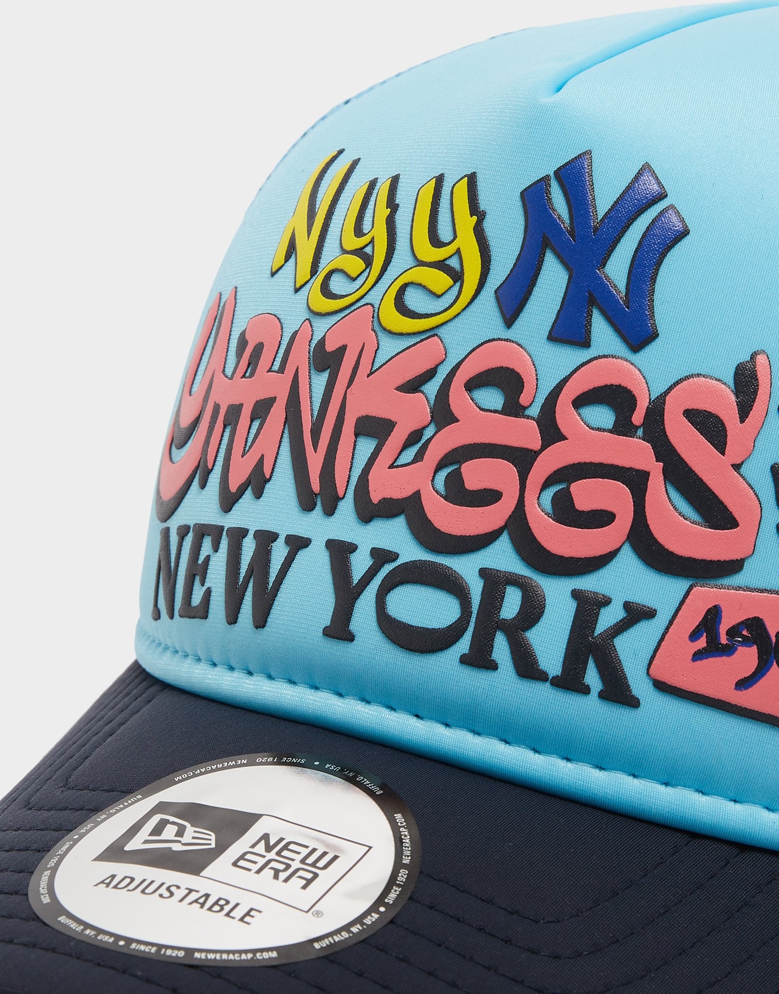 New Era MLB New York Yankees Graffiti Trucker Cap