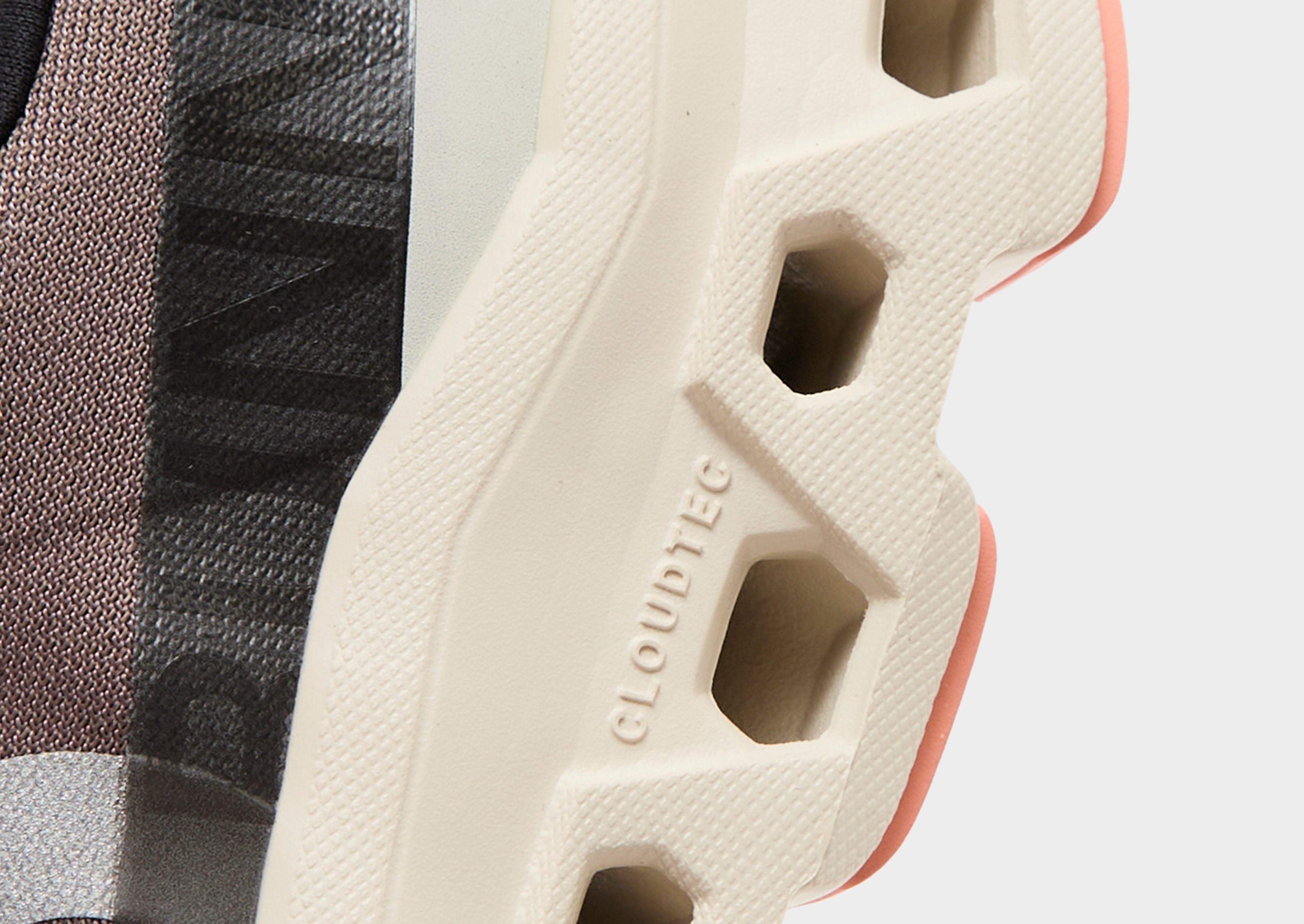 On Running Cloudmonster Women's