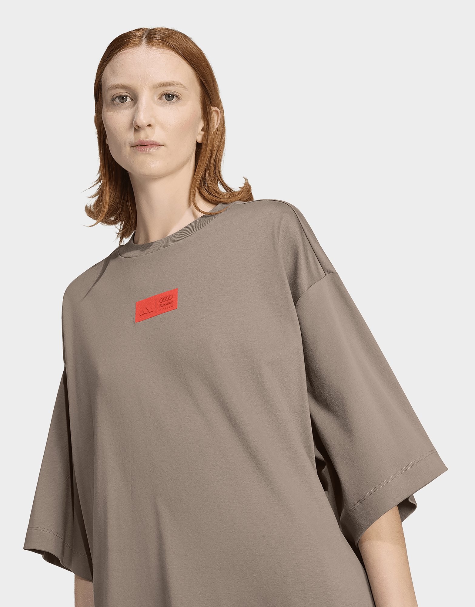 adidas Audi Revolut F1 Team Elevated T-shirt, Kurzärmlig