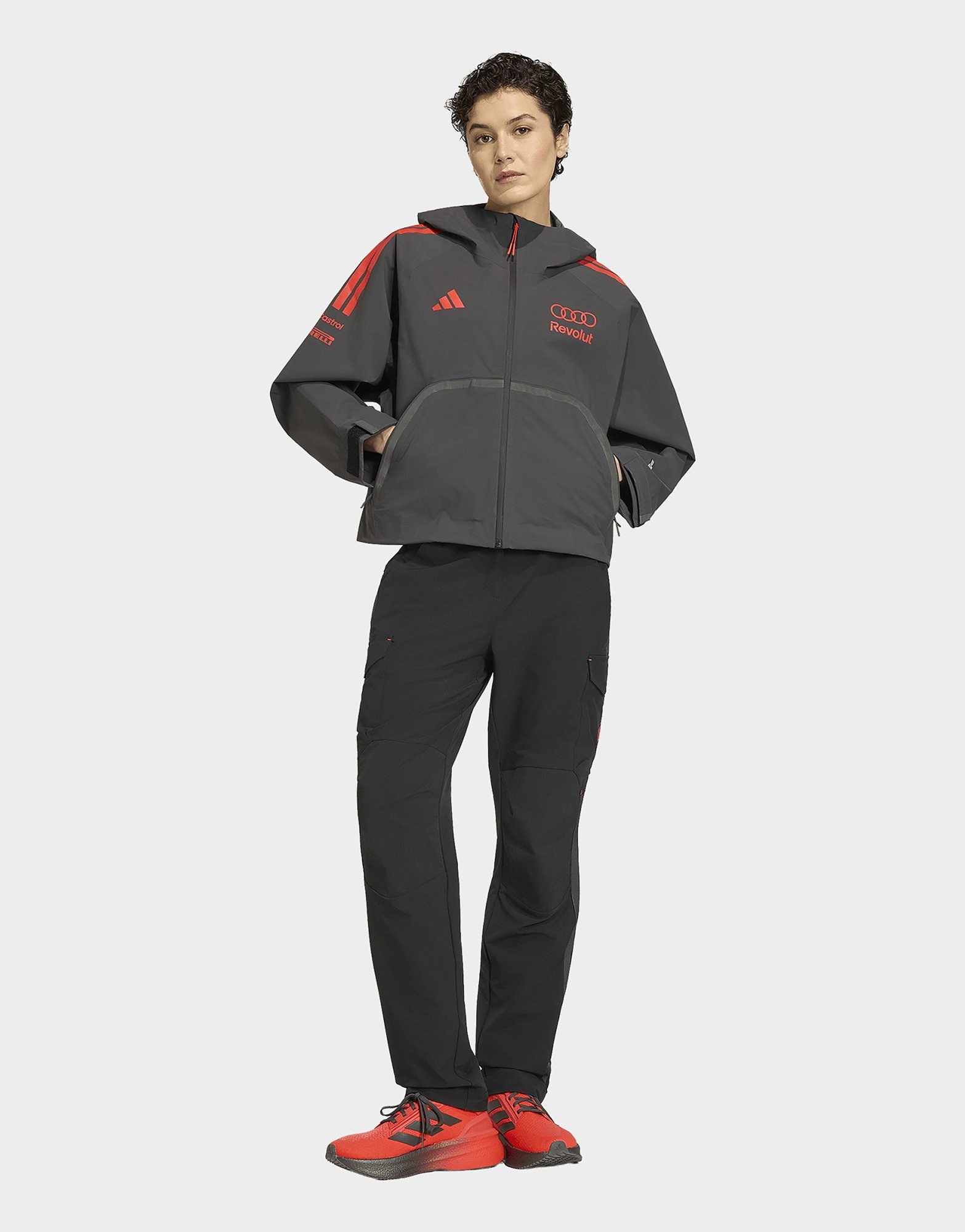 adidas AUDI REVOLUT F1 TEAM MECHANICS REGENJACKE