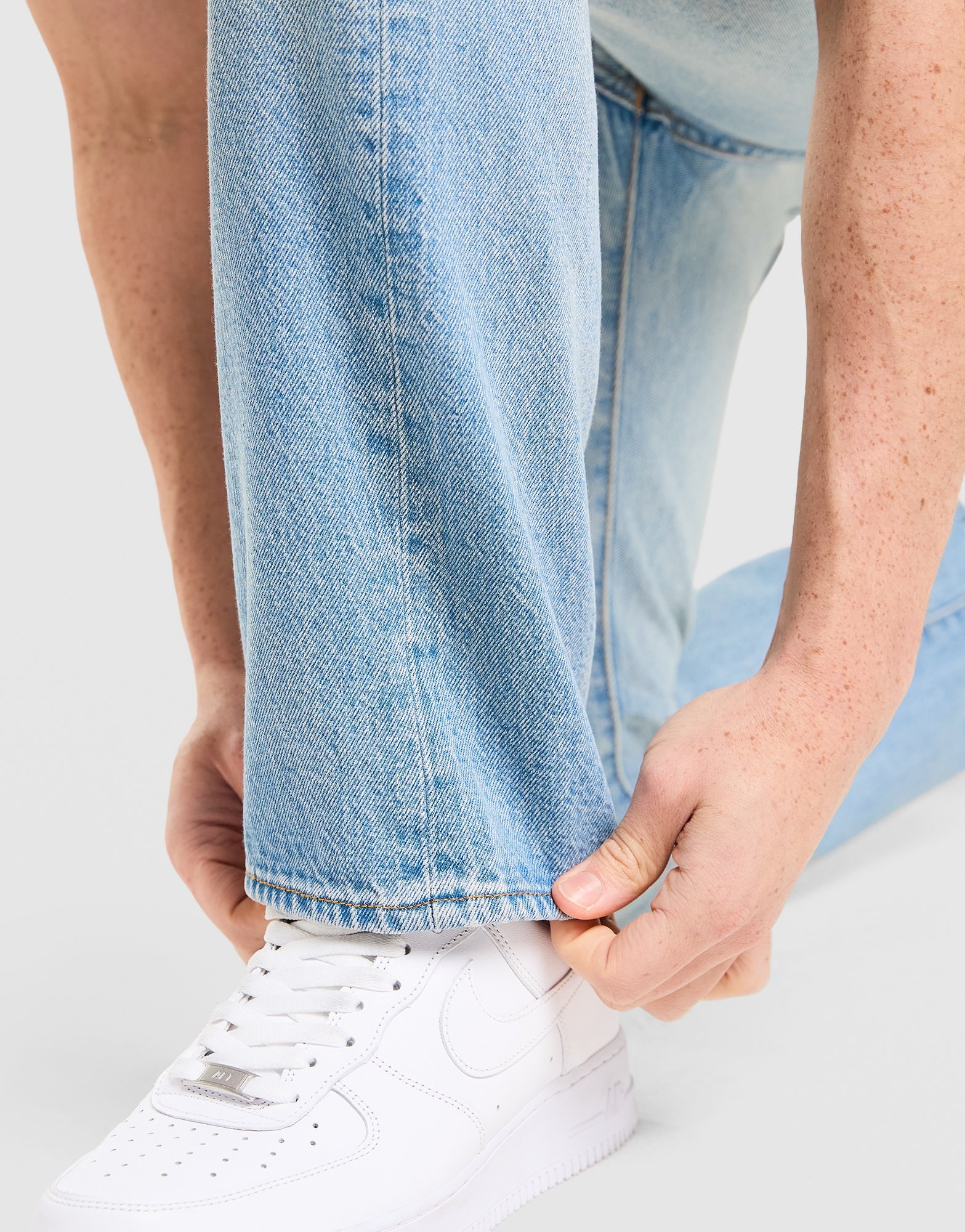 LEVI'S 501 Relaxed Jeans