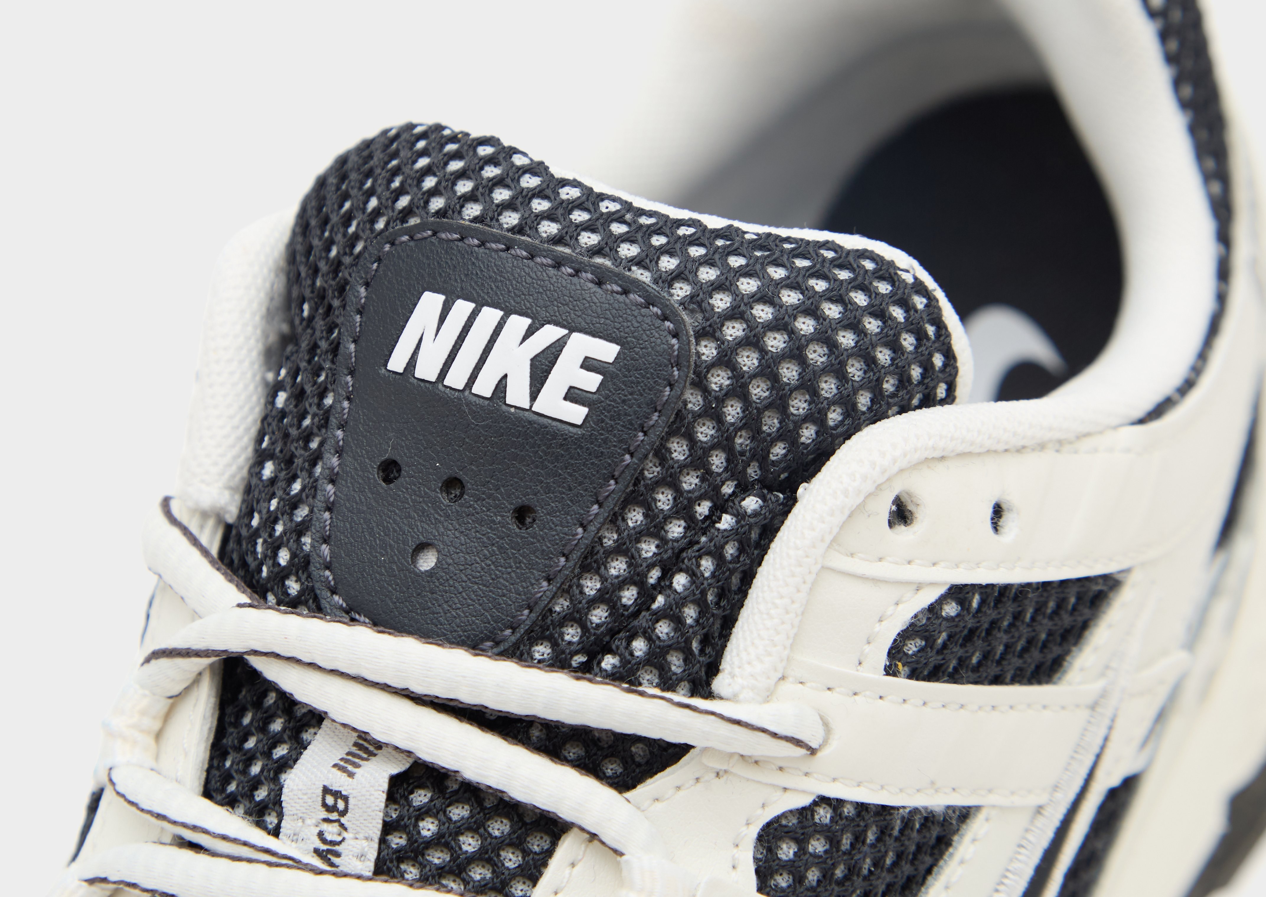 Nike P-6000