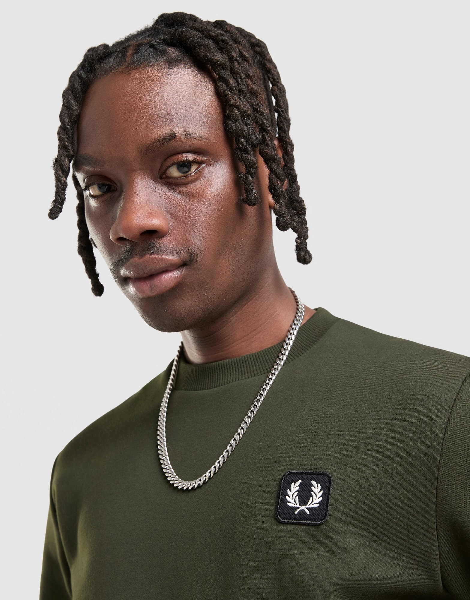 Fred Perry Badge Crew Sweatshirt
