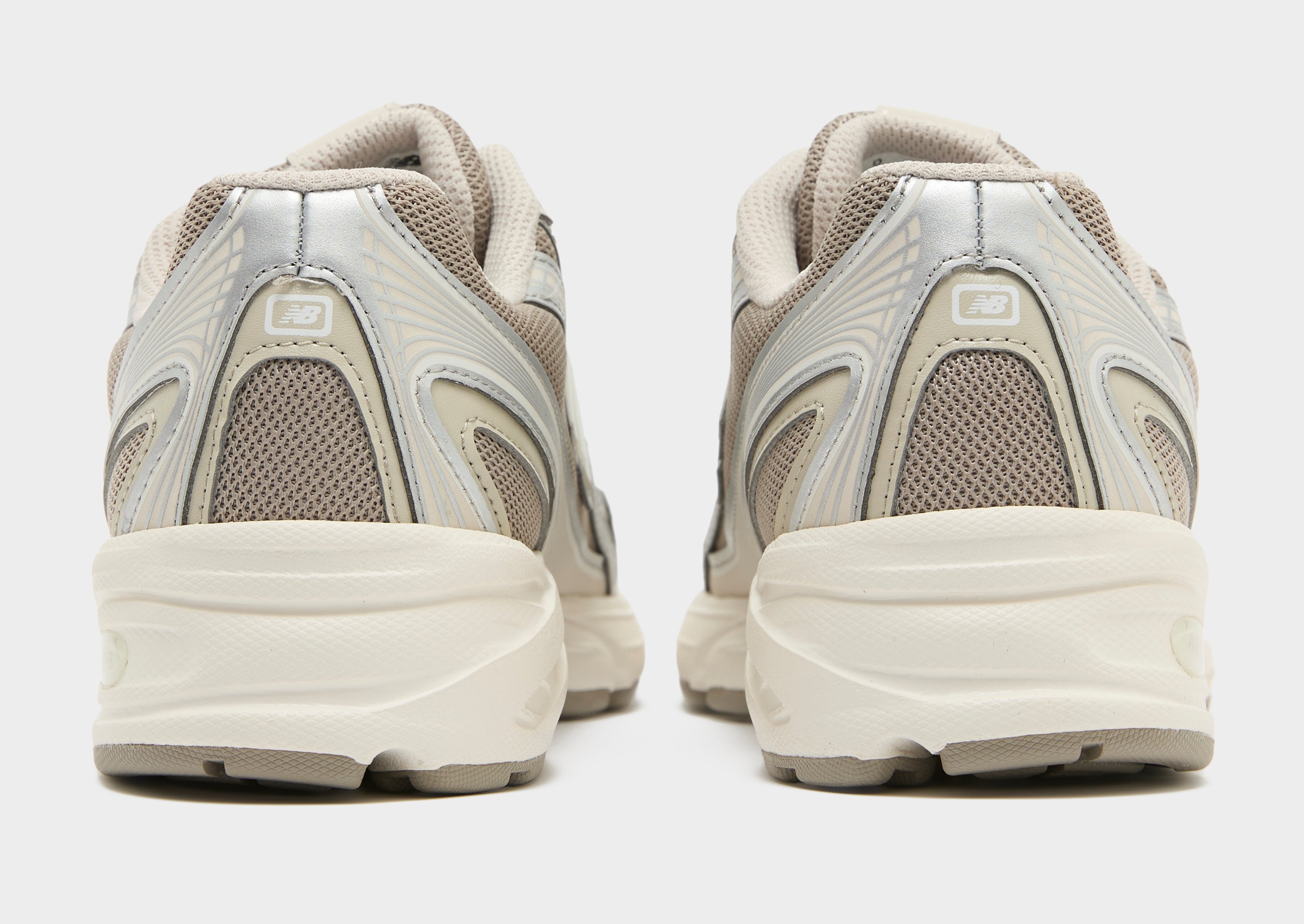 New Balance 740 Women's